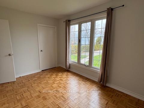 Photo 25 of 233 Lake Drive E, Georgina, Historic Lakeshore Communities — HOMEH