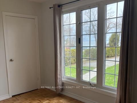 Photo 27 of 233 Lake Drive E, Georgina, Historic Lakeshore Communities — HOMEH