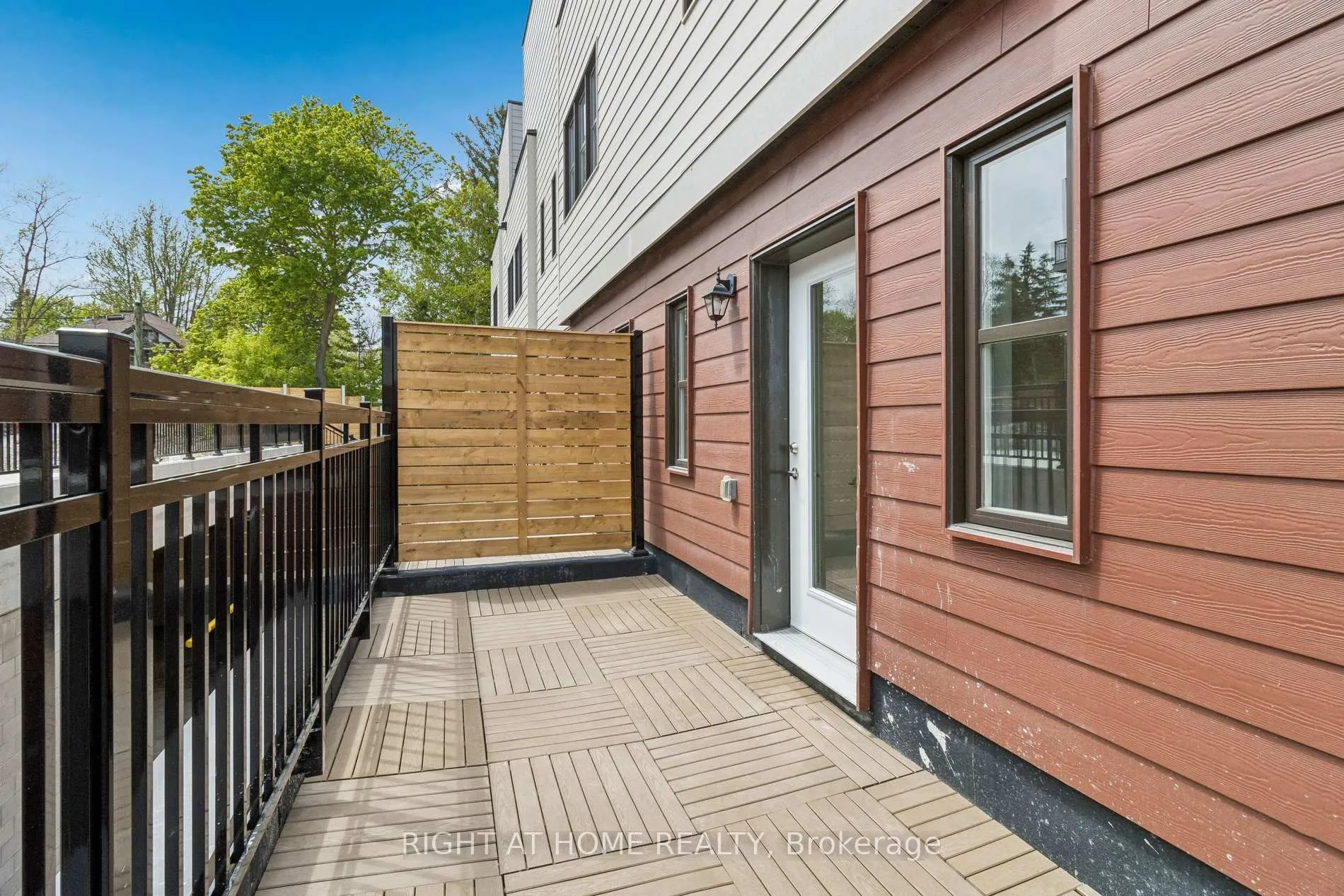 Photo 17 of Unit 206, 15100 Yonge Street, Aurora, Aurora Village — HOMEH