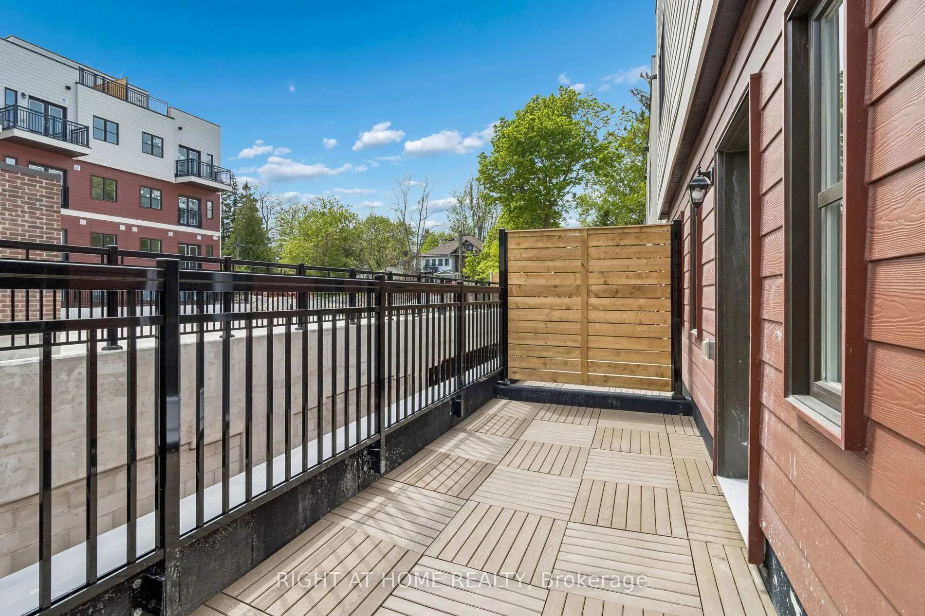 Photo 20 of Unit 206, 15100 Yonge Street, Aurora, Aurora Village — HOMEH