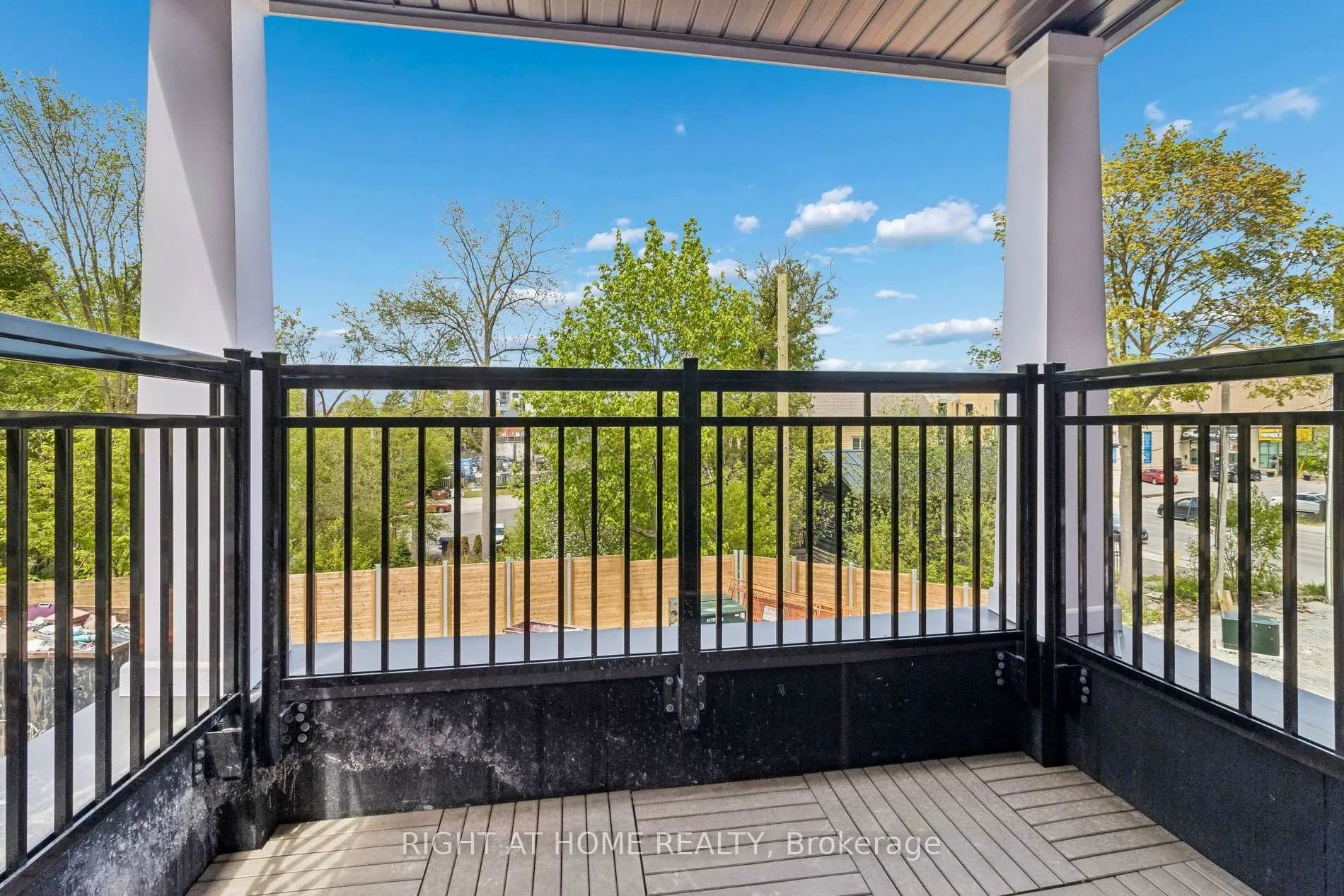 Photo 21 of Unit 206, 15100 Yonge Street, Aurora, Aurora Village — HOMEH
