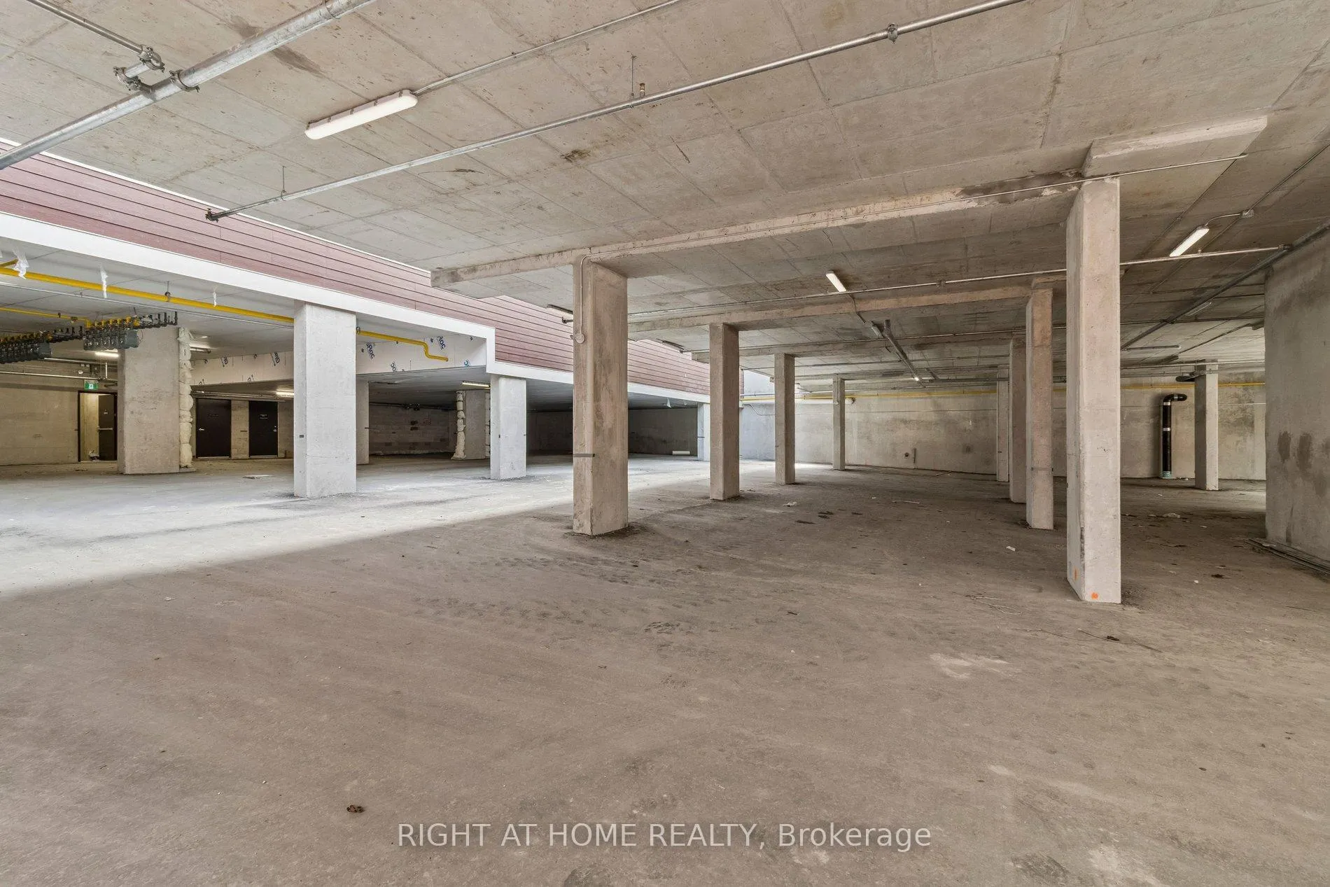 Photo 50 of Unit 206, 15100 Yonge Street, Aurora, Aurora Village — HOMEH