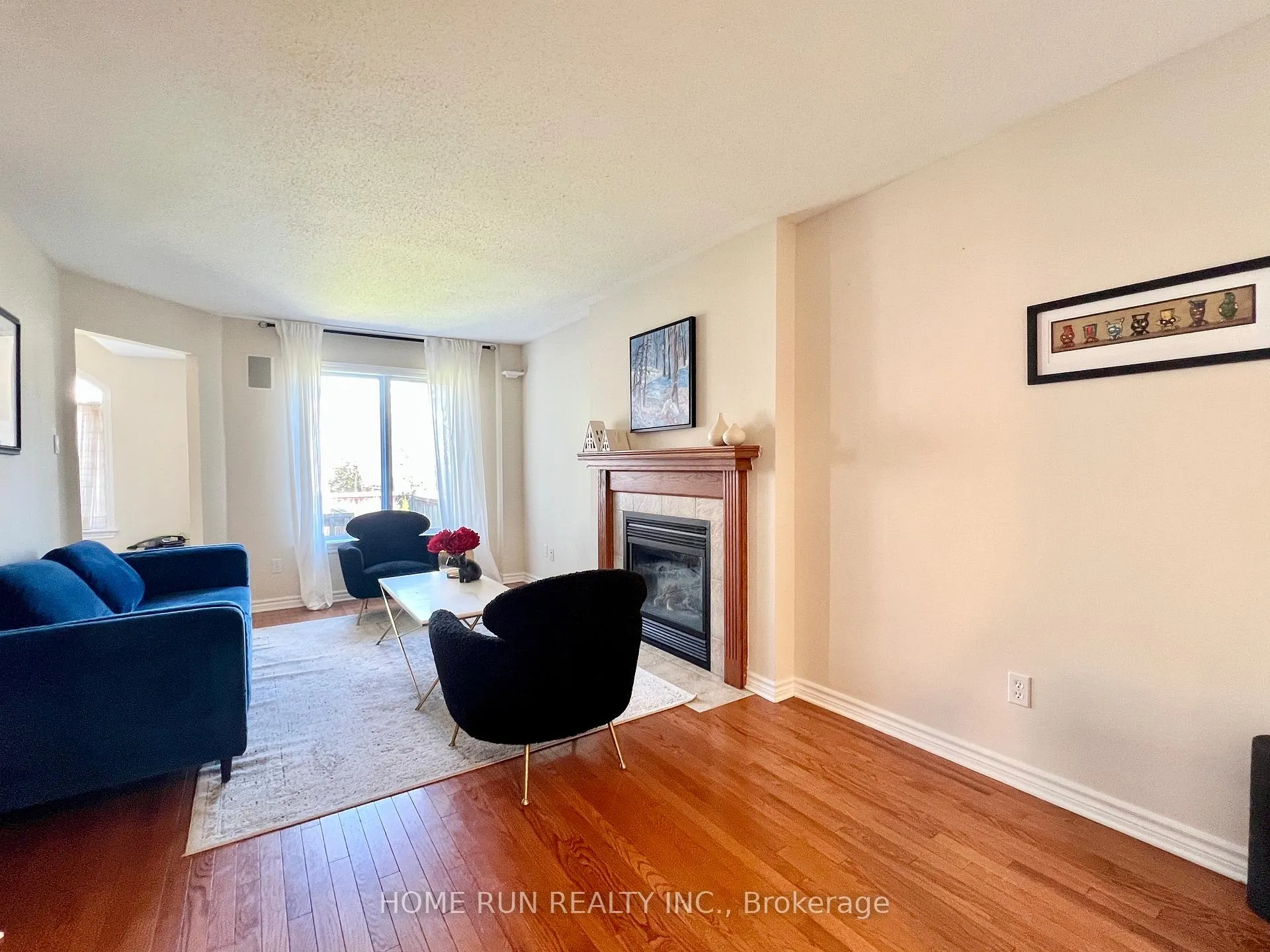 Photo 6 of 217 Deerfox Drive, Ottawa, Barrhaven - Longfields — HOMEH