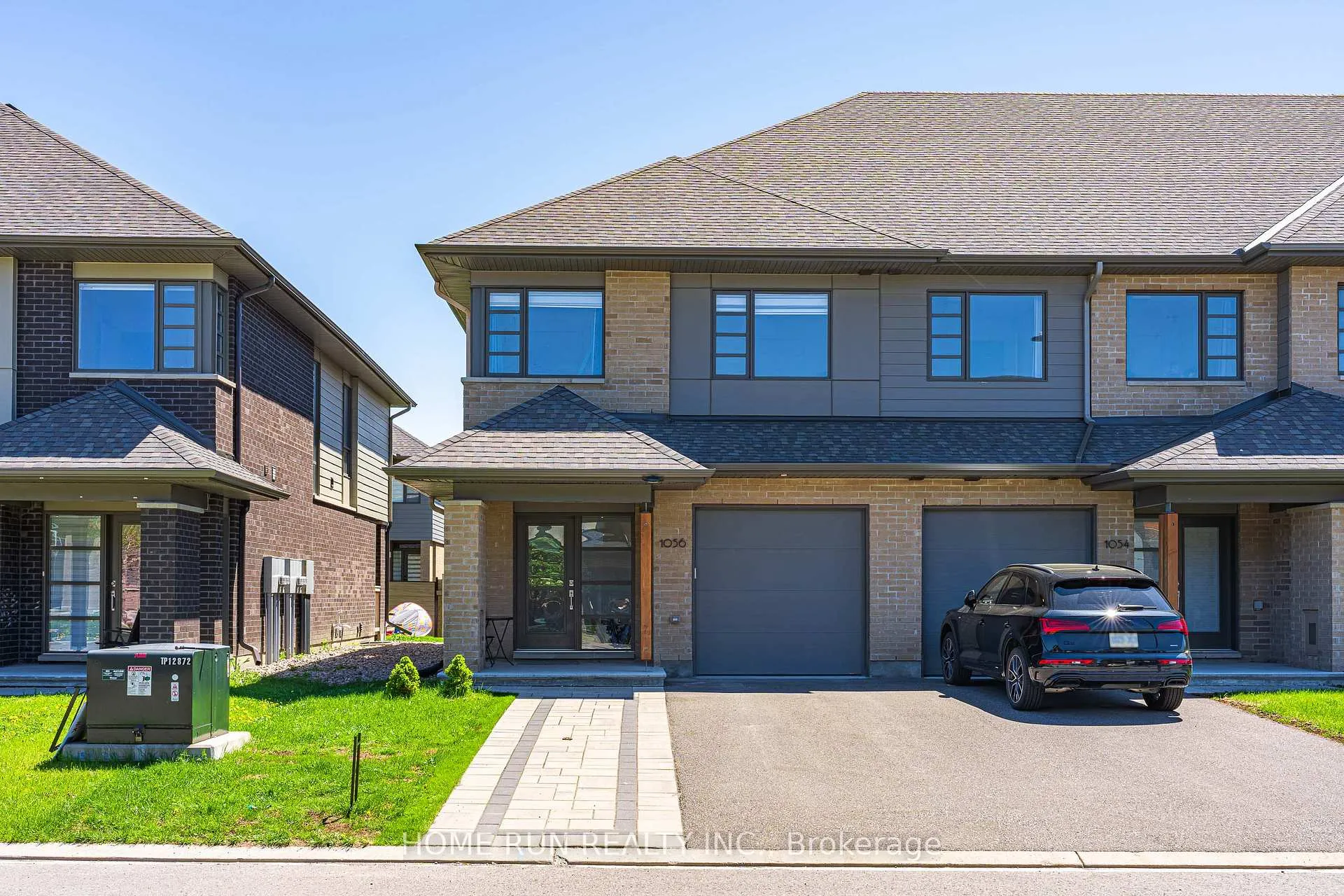 Photo 1 of 1056 Lunar Glow Crescent, Ottawa, Riverside South/Gloucester Glen — HOMEH