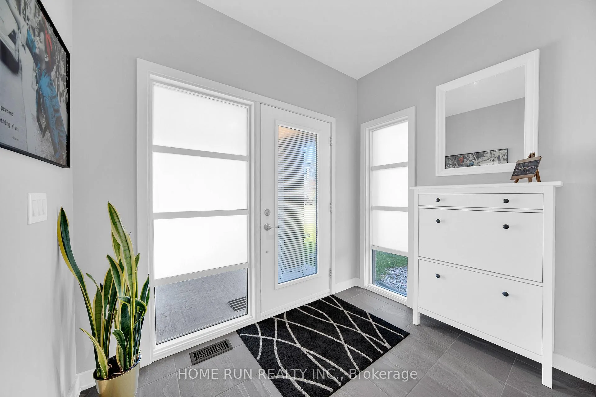 Photo 3 of 1056 Lunar Glow Crescent, Ottawa, Riverside South/Gloucester Glen — HOMEH