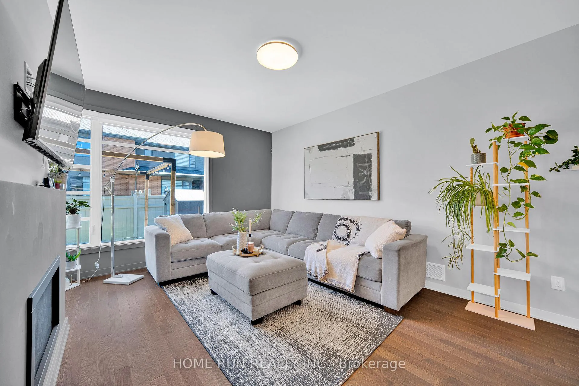 Photo 8 of 1056 Lunar Glow Crescent, Ottawa, Riverside South/Gloucester Glen — HOMEH