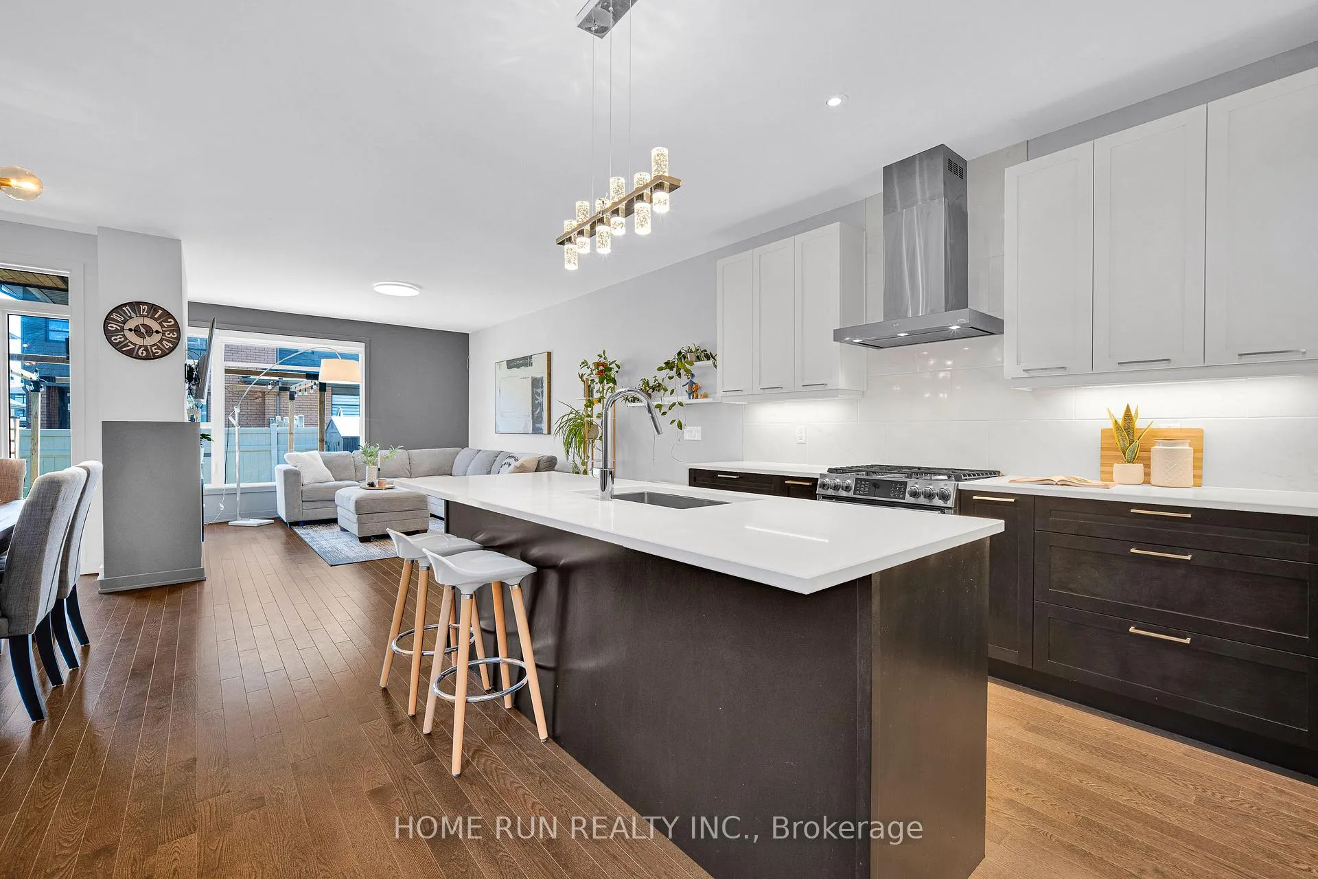 Photo 13 of 1056 Lunar Glow Crescent, Ottawa, Riverside South/Gloucester Glen — HOMEH