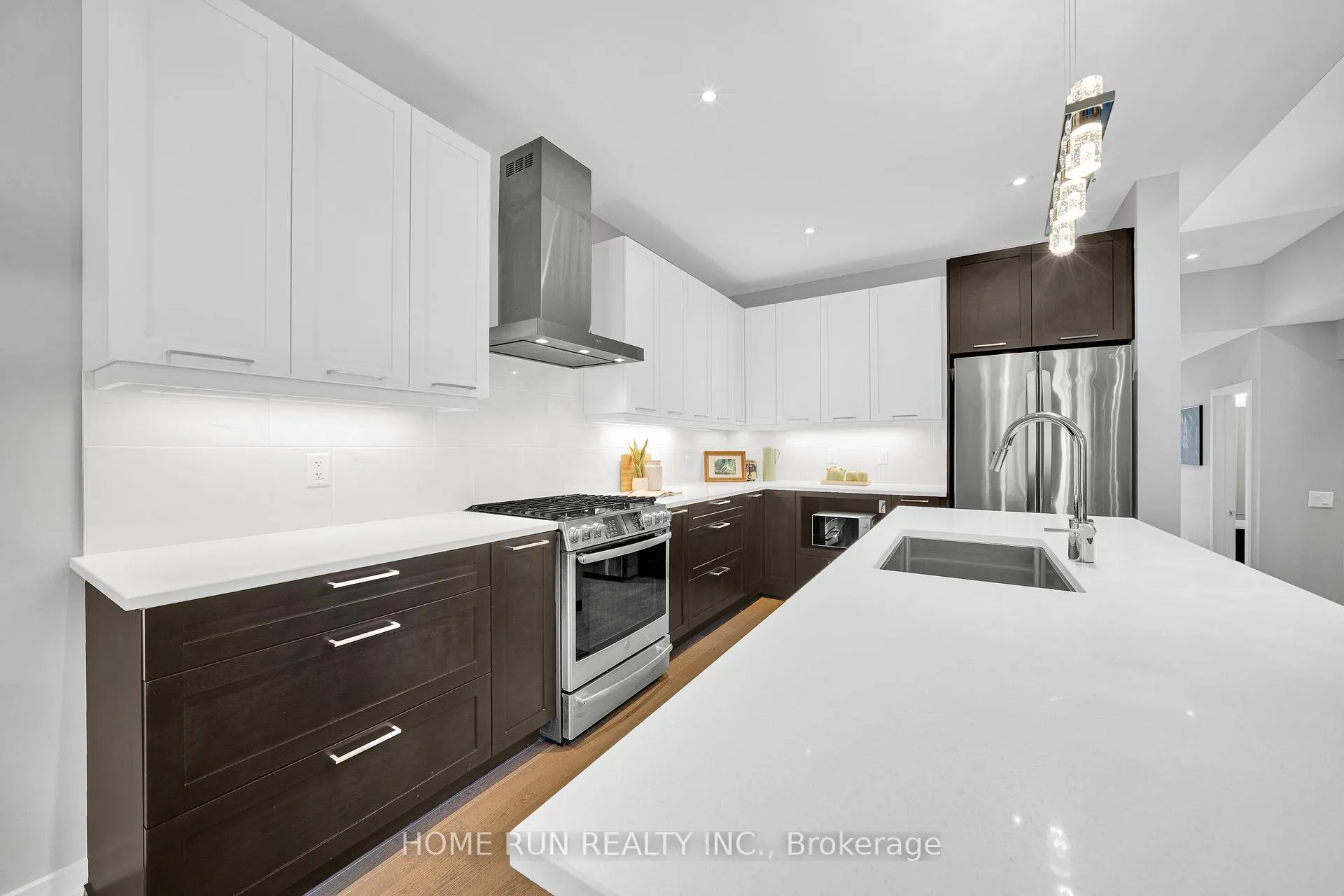 Photo 15 of 1056 Lunar Glow Crescent, Ottawa, Riverside South/Gloucester Glen — HOMEH