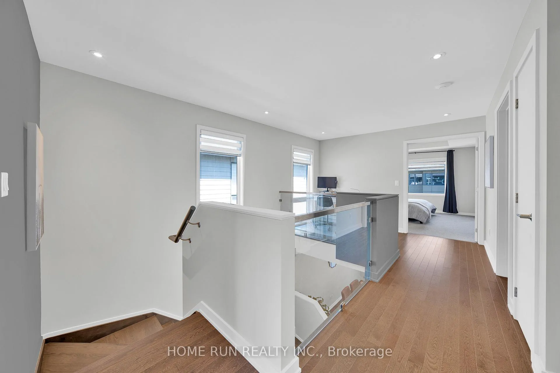 Photo 24 of 1056 Lunar Glow Crescent, Ottawa, Riverside South/Gloucester Glen — HOMEH