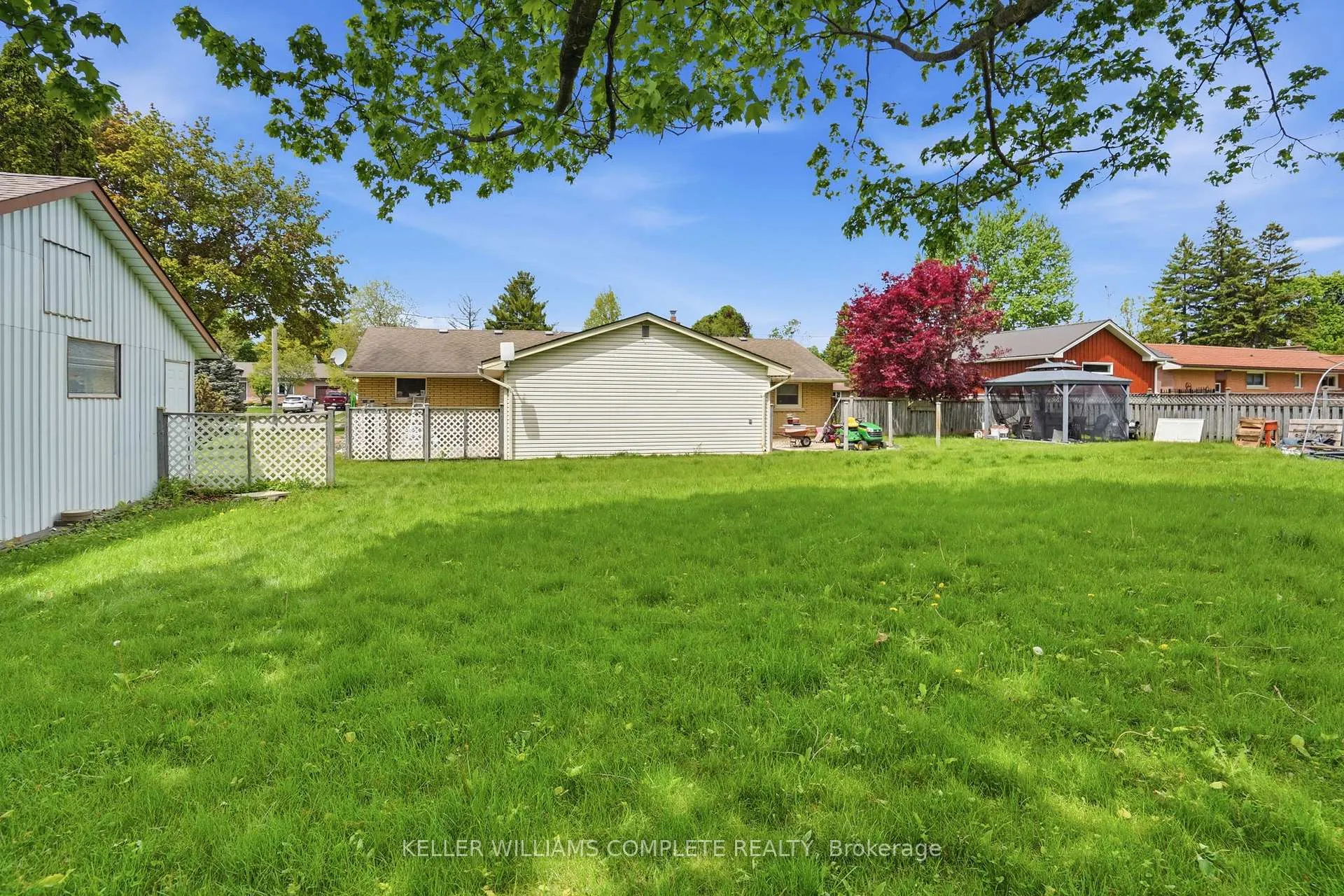 Photo 30 of 6 Stewart Drive, Brant, Brantford Twp — HOMEH
