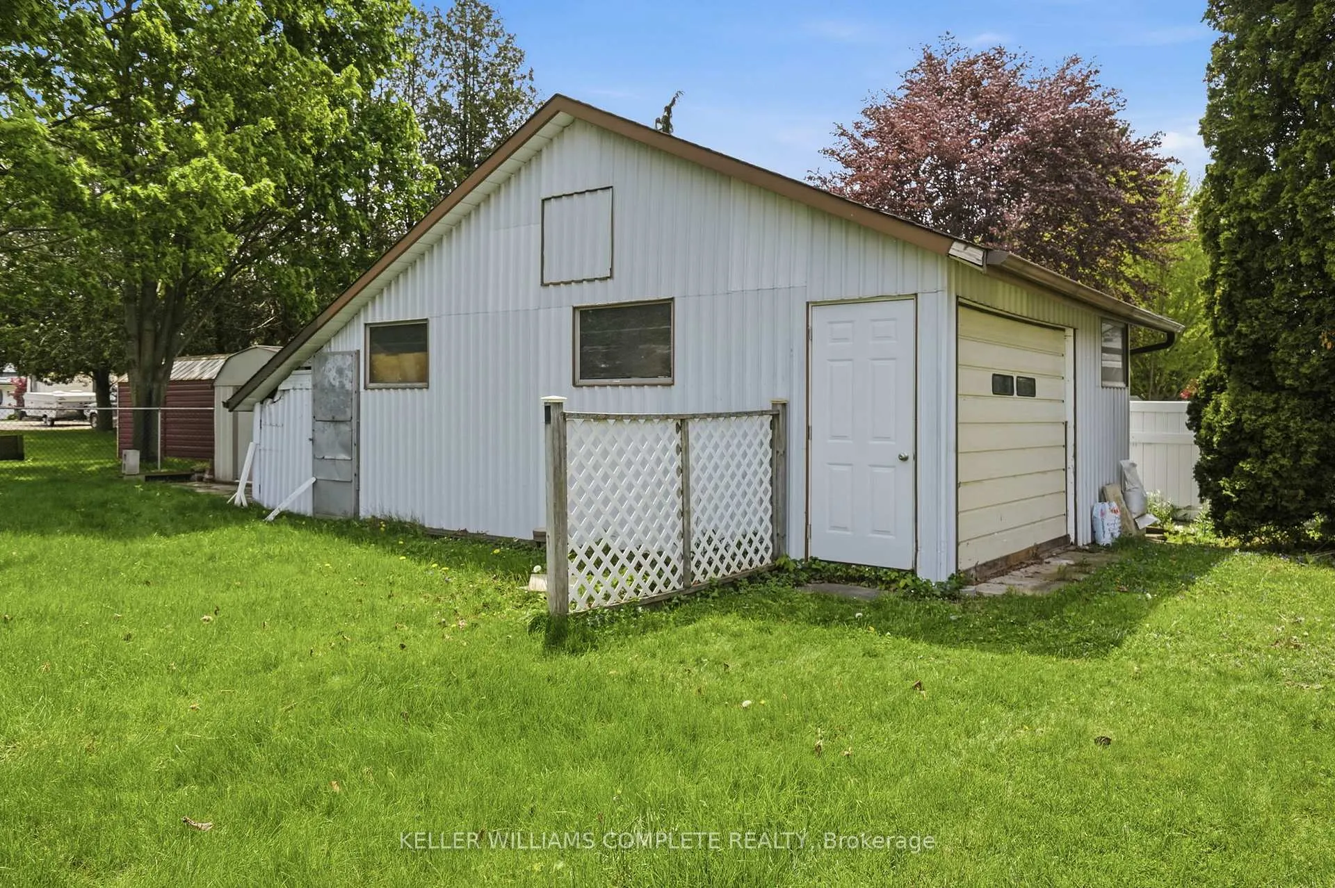Photo 32 of 6 Stewart Drive, Brant, Brantford Twp — HOMEH