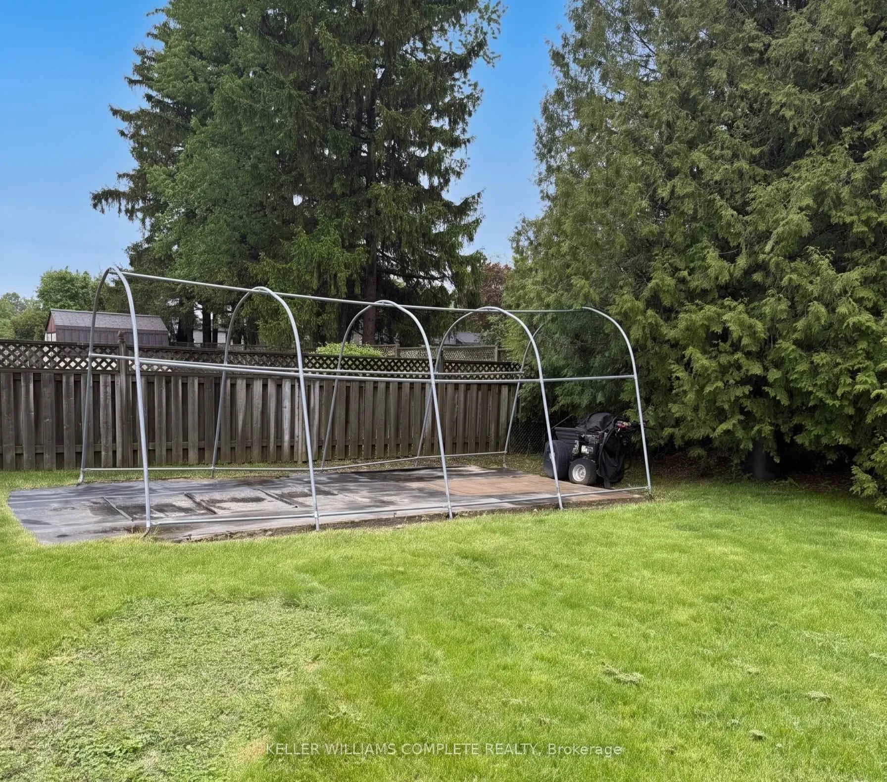 Photo 27 of 6 Stewart Drive, Brant, Brantford Twp — HOMEH