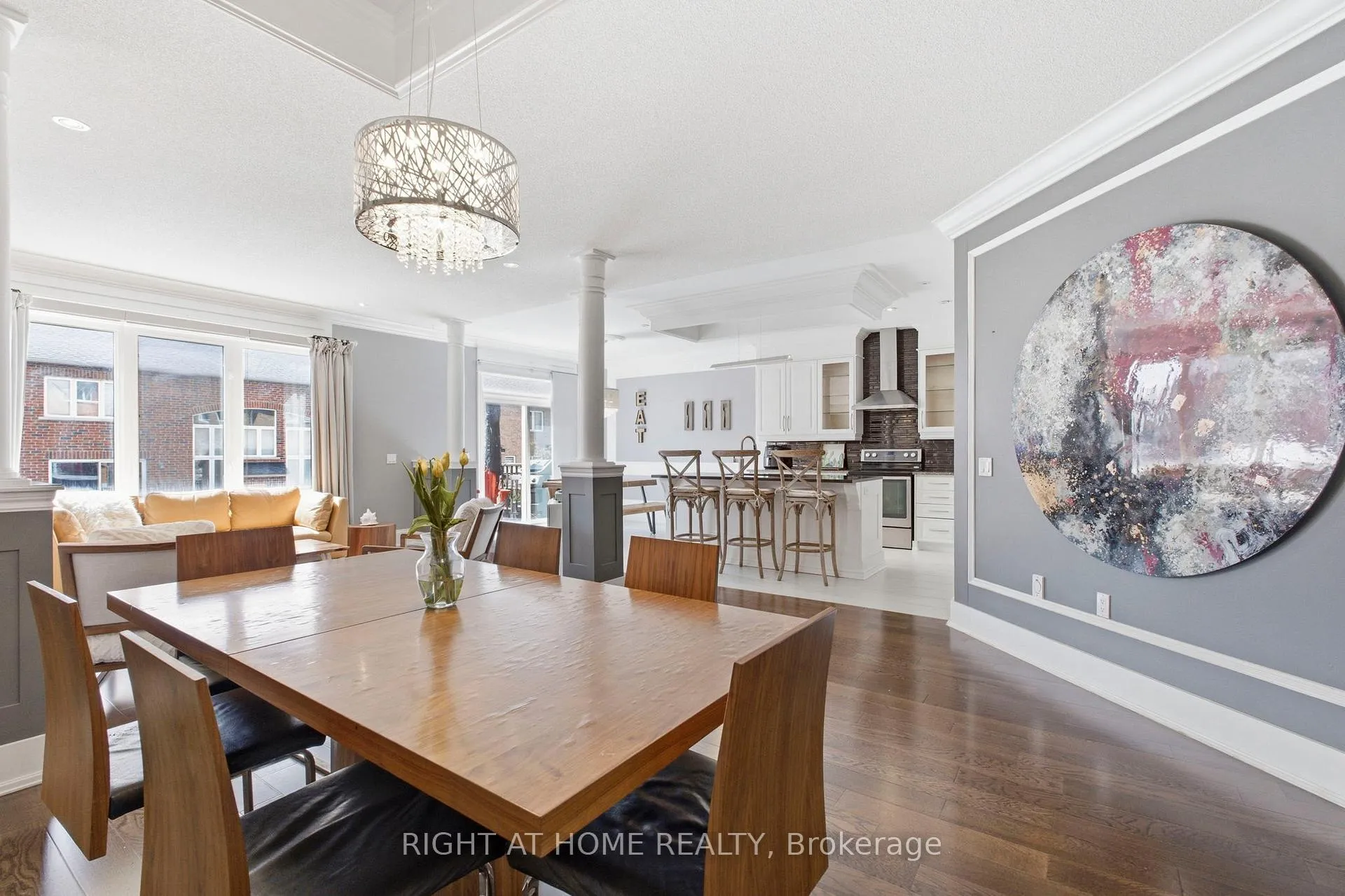 Photo 7 of 10 Learmont Avenue, Caledon, Rural Caledon — HOMEH