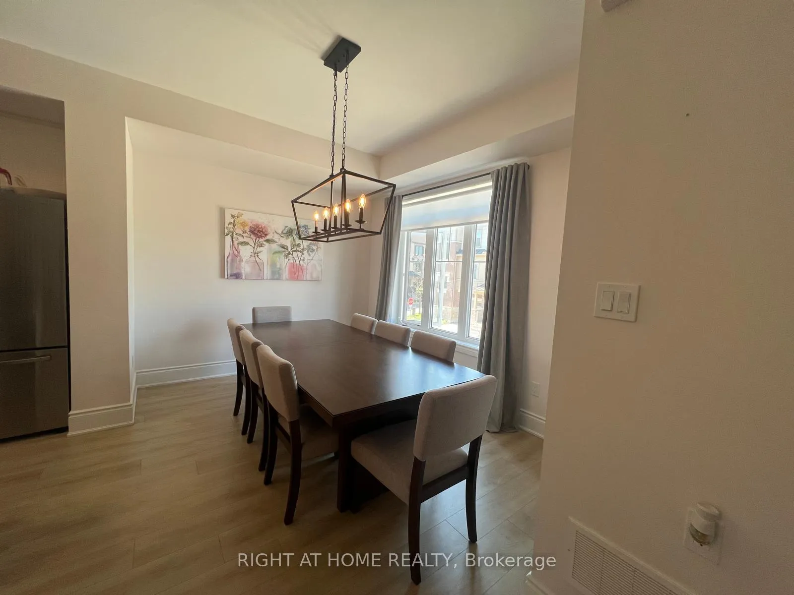 Photo 9 of 111 Bavin Street, Clarington, Bowmanville — HOMEH