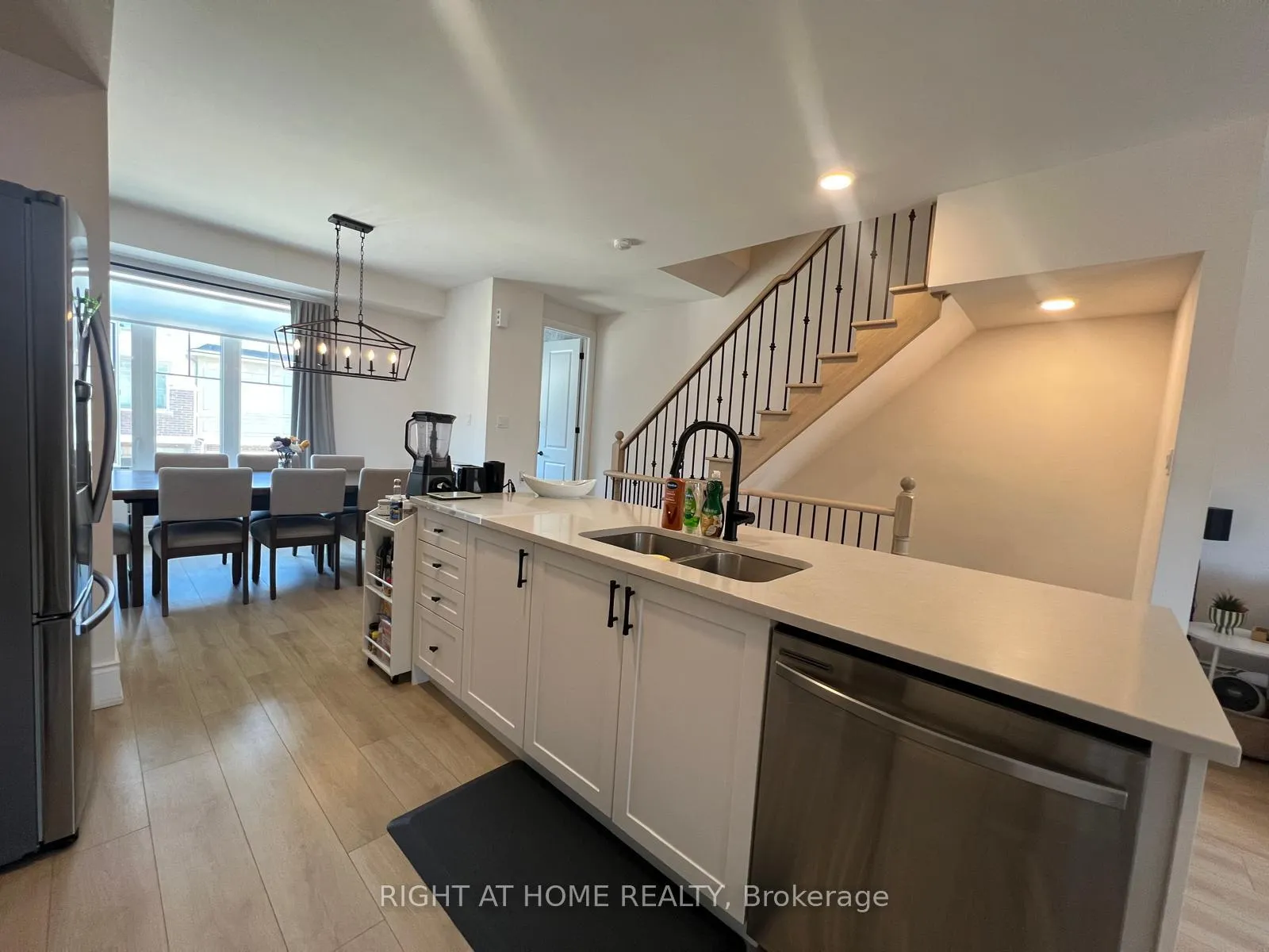 Photo 17 of 111 Bavin Street, Clarington, Bowmanville — HOMEH