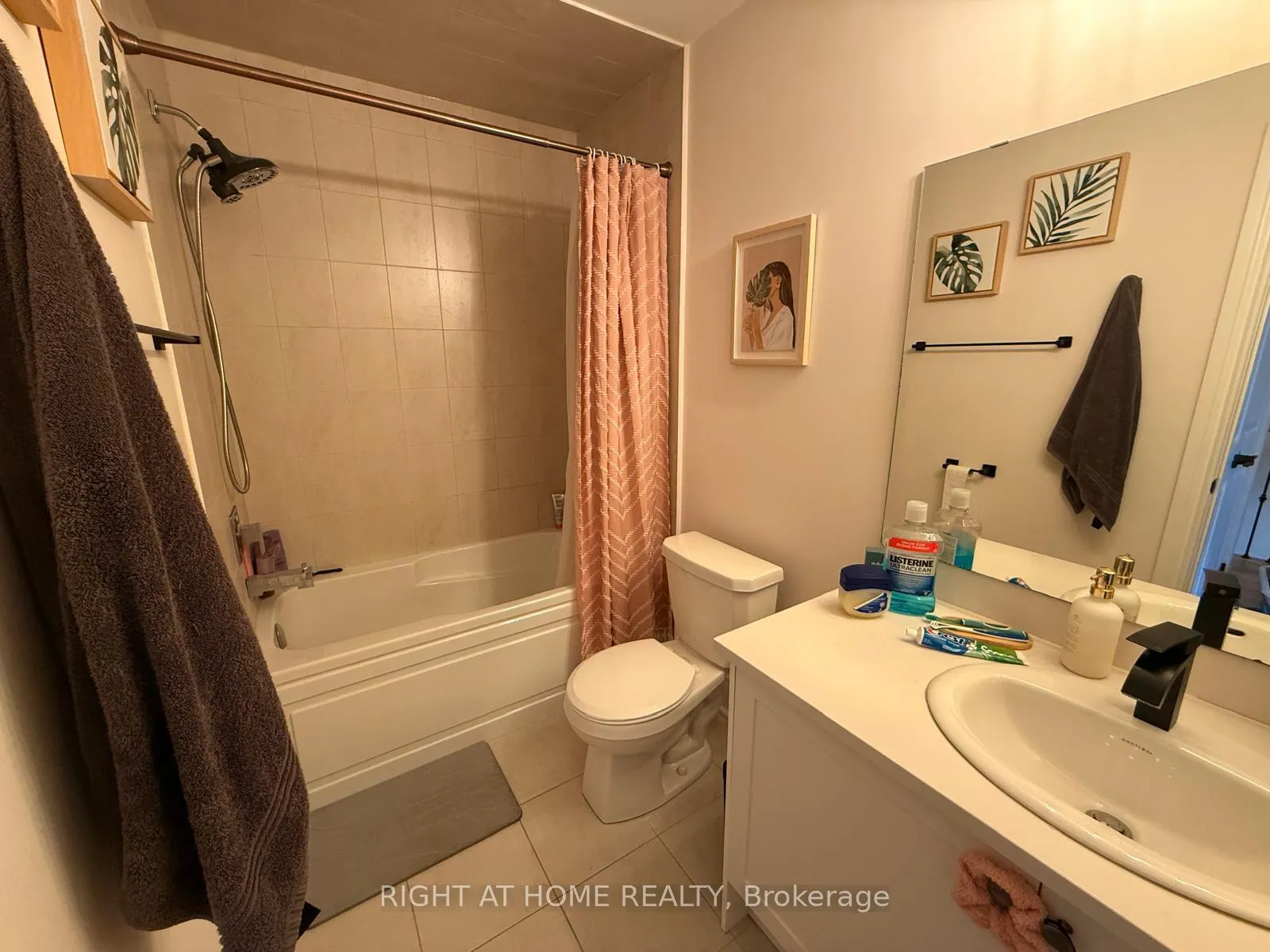 Photo 24 of 111 Bavin Street, Clarington, Bowmanville — HOMEH