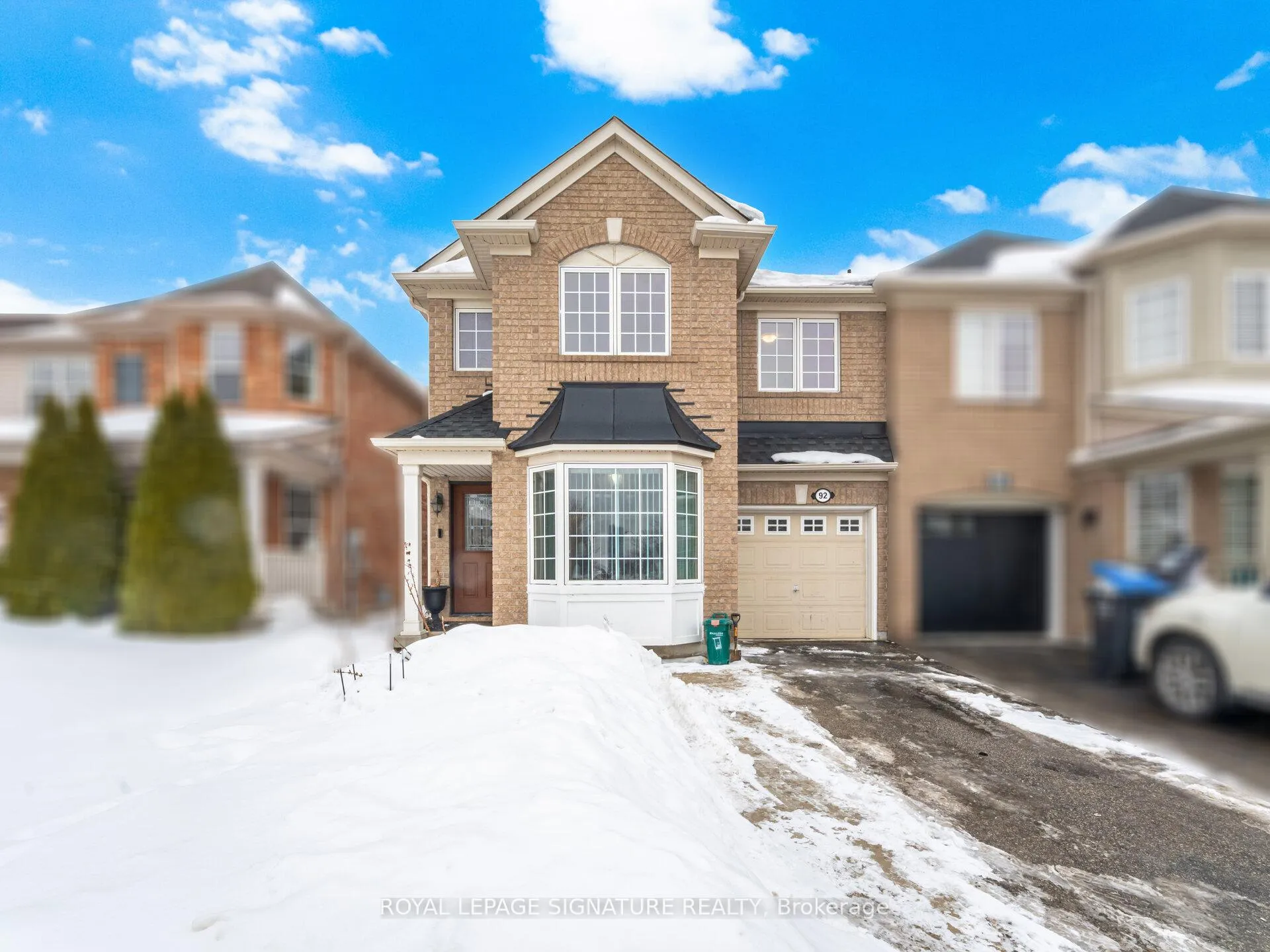 Photo 2 of 92 Owlridge Drive, Brampton, Credit Valley — HOMEH