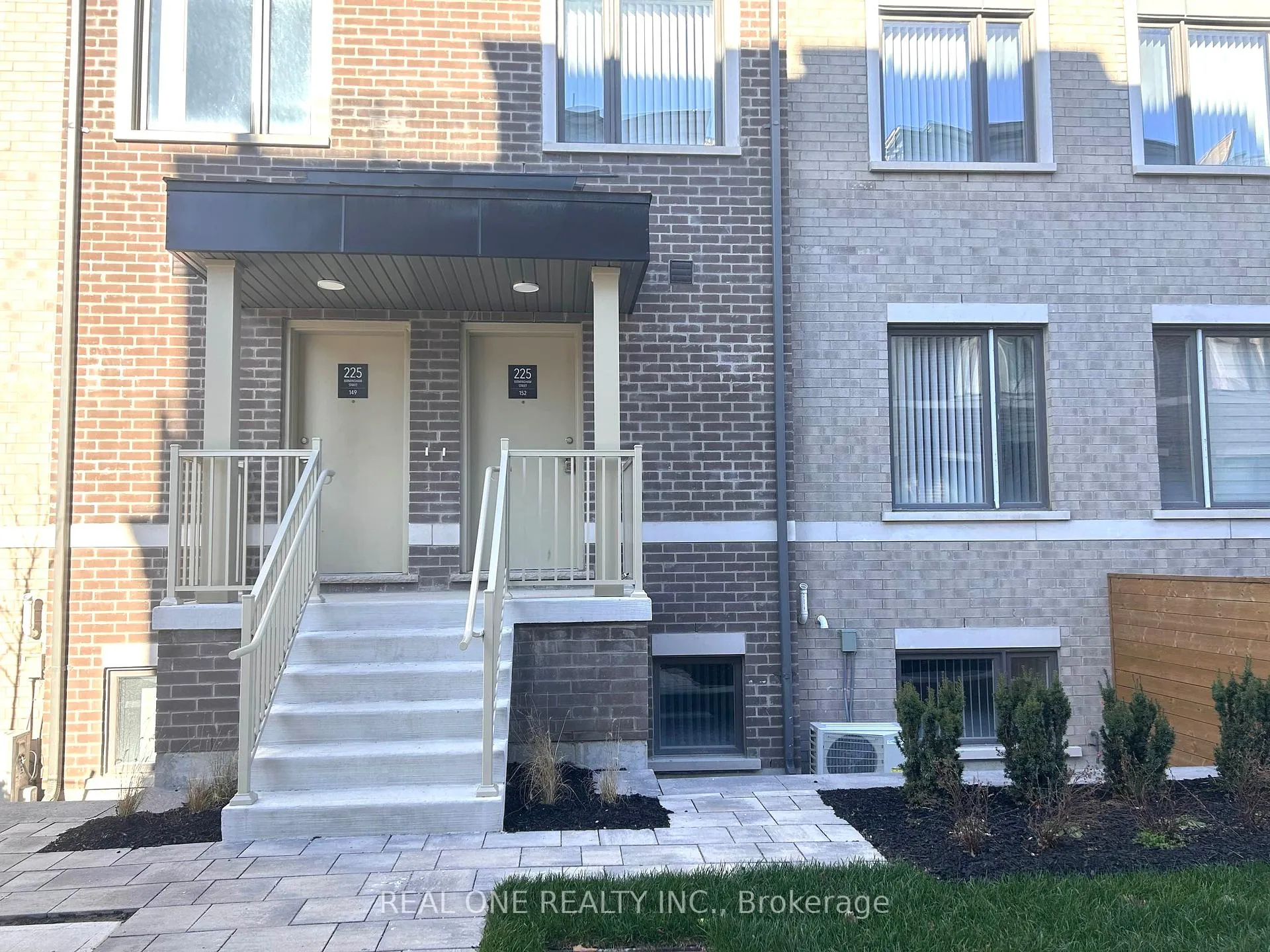 Photo 1 of Unit 41, 15 William Jackson Way, Etobicoke, New Toronto — HOMEH