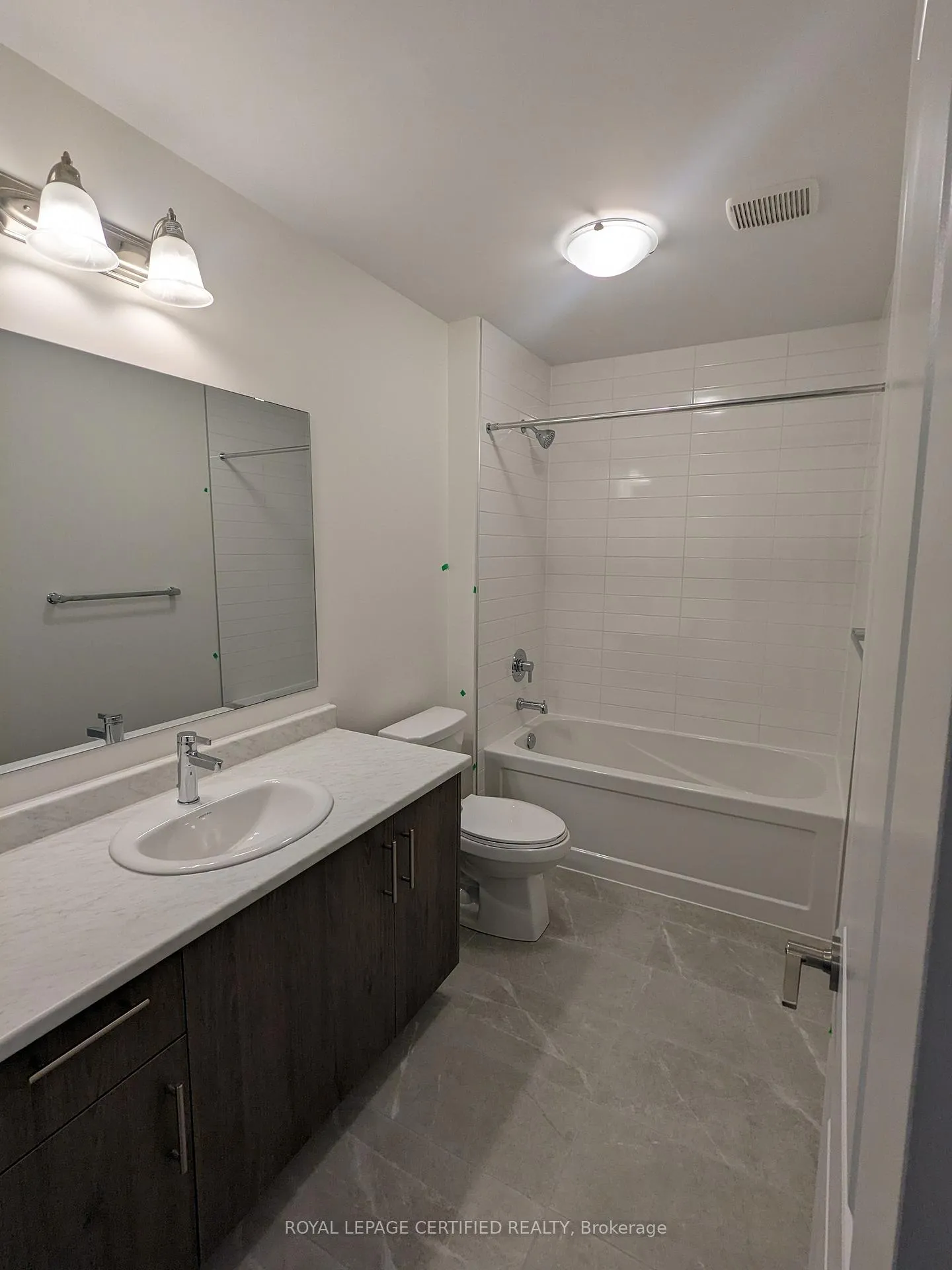 Photo 20 of 85 Greer Street, Barrie, Rural Barrie Southeast — HOMEH