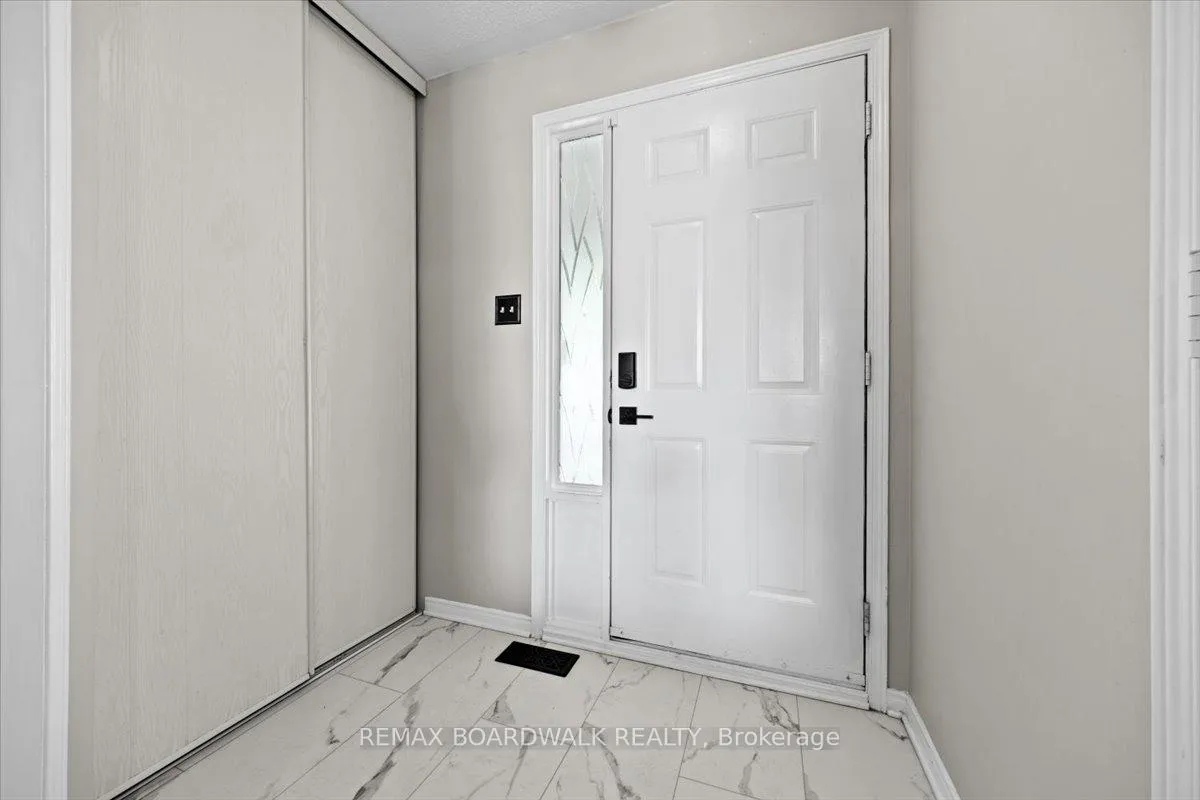 Photo 5 of 155 Crampton Drive, Carleton Place — HOMEH