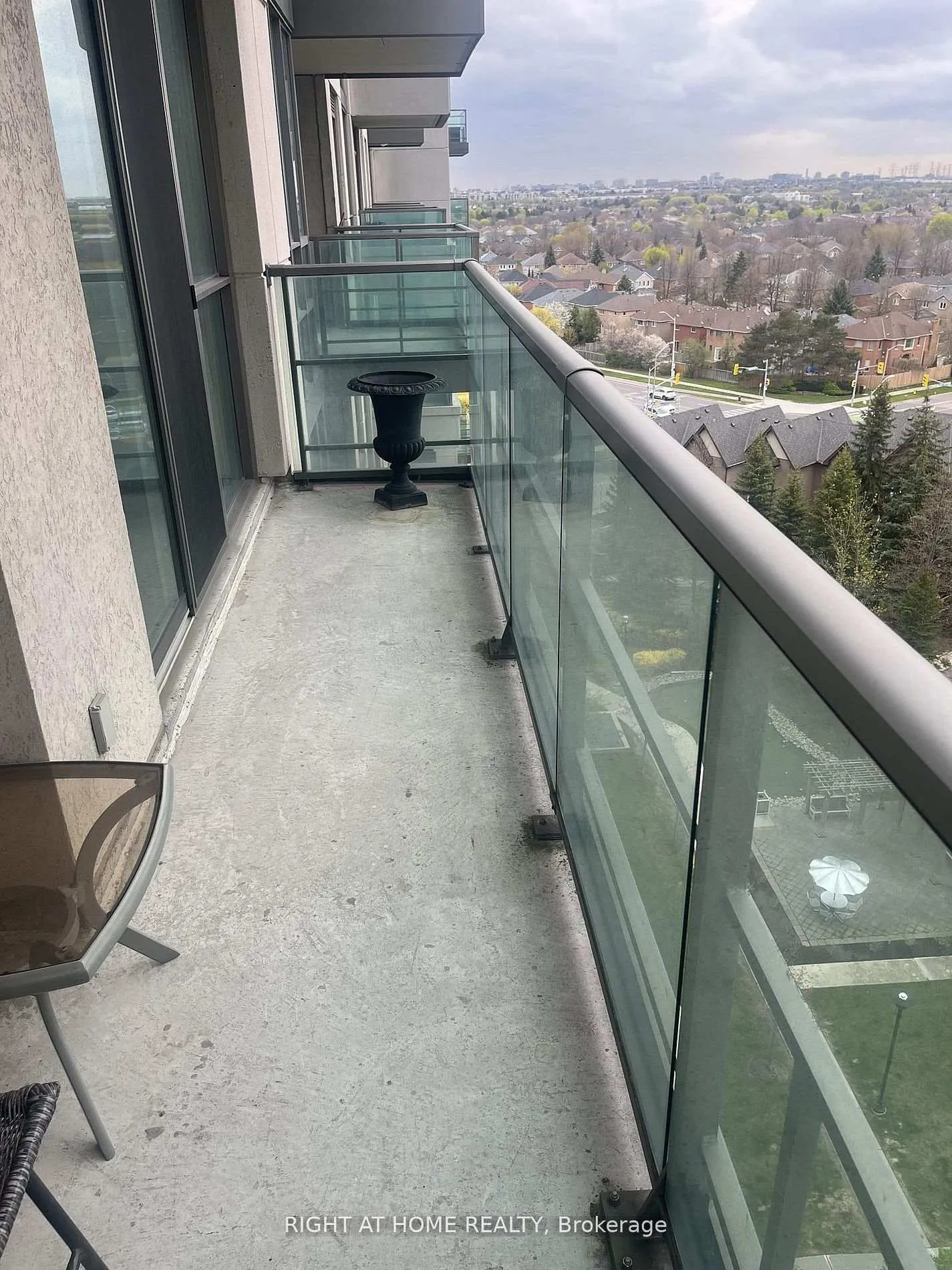 Photo 30 of Unit 1010, 88 Promenade Circle, Vaughan, Brownridge — HOMEH