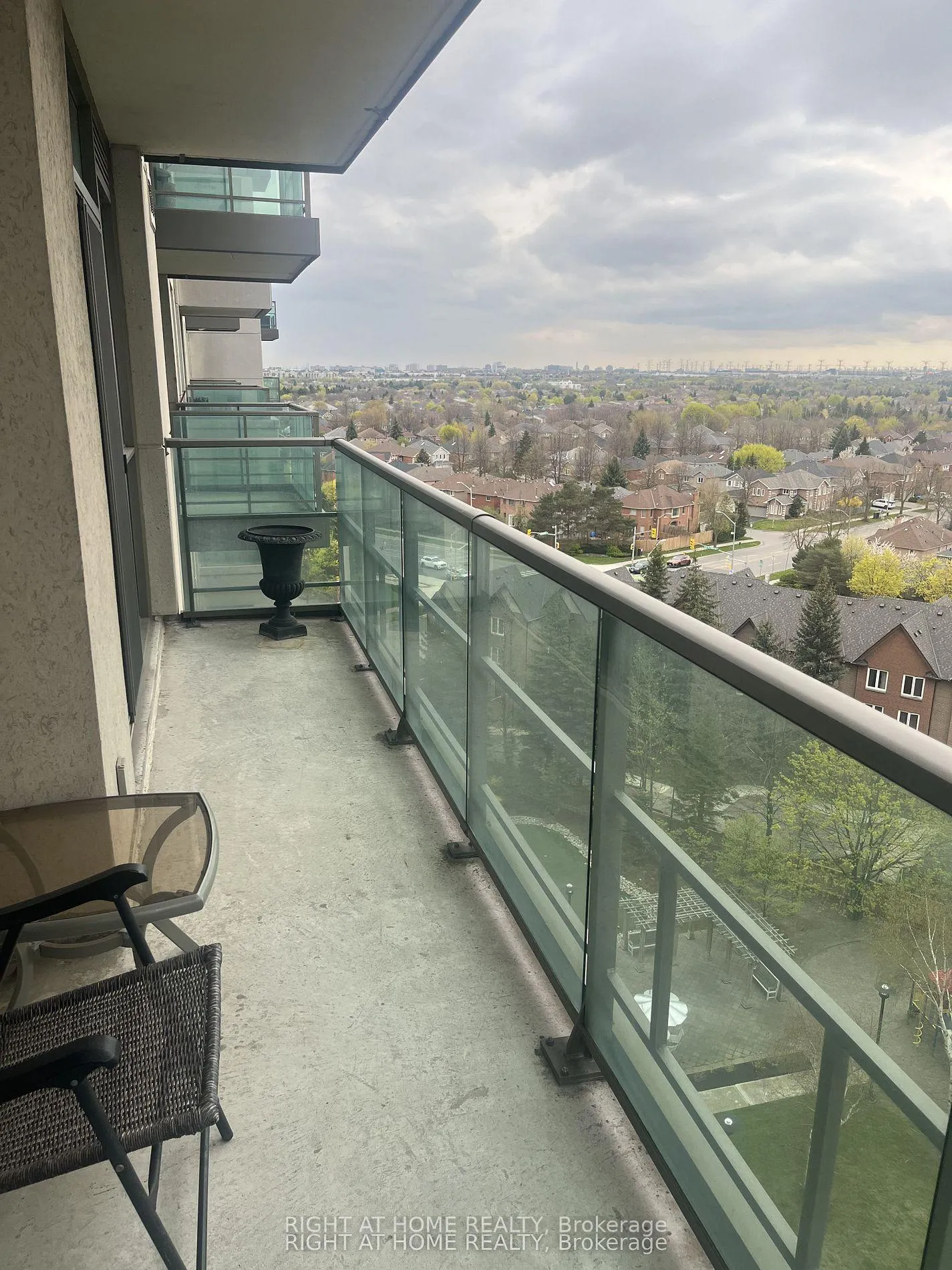 Photo 31 of Unit 1010, 88 Promenade Circle, Vaughan, Brownridge — HOMEH