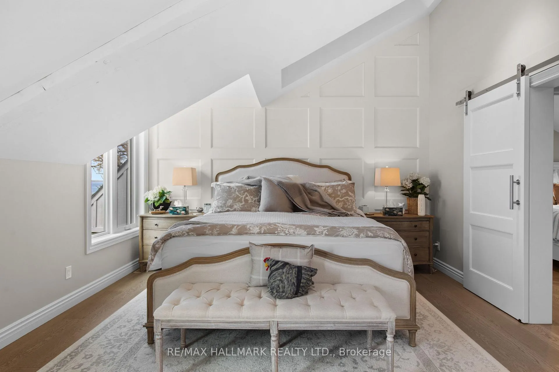 Photo 28 of 30 Gooch Park Drive, Innisfil, Rural Innisfil — HOMEH