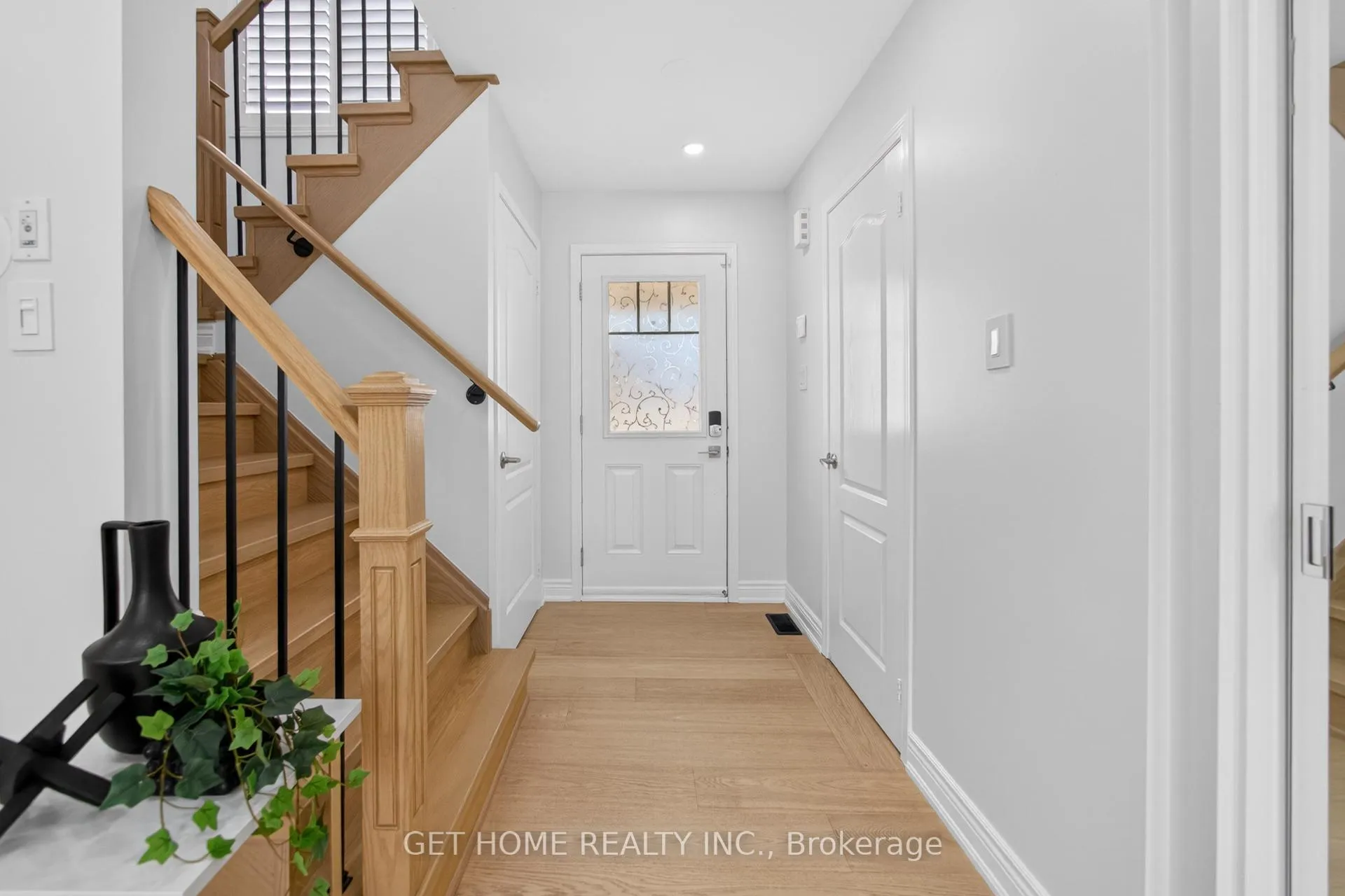 Photo 10 of 384 Dymott Avenue, Milton, Harrison — HOMEH