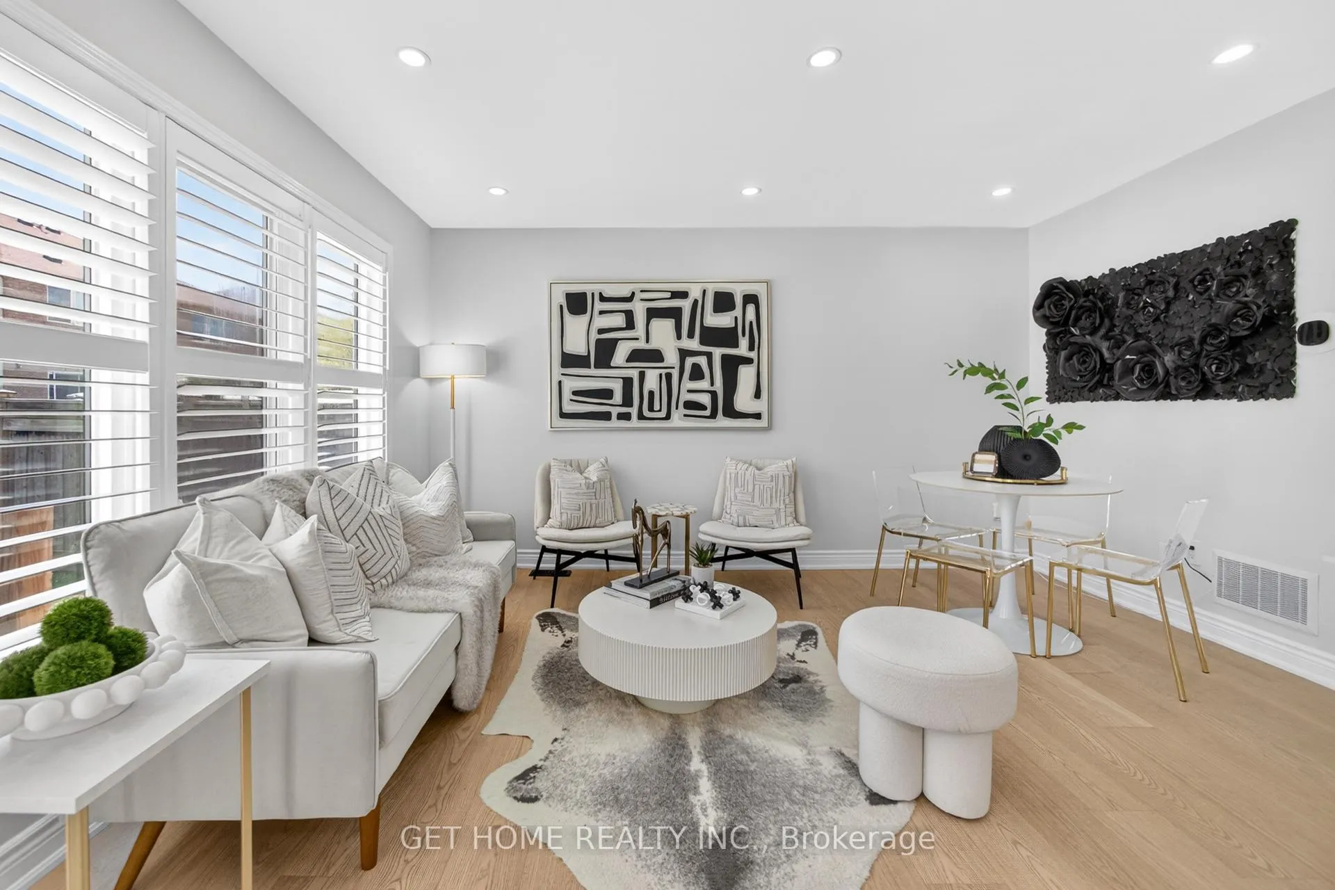 Photo 12 of 384 Dymott Avenue, Milton, Harrison — HOMEH
