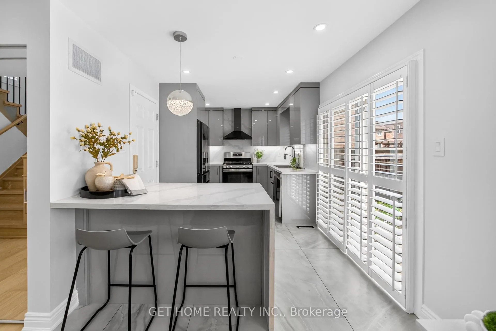 Photo 15 of 384 Dymott Avenue, Milton, Harrison — HOMEH