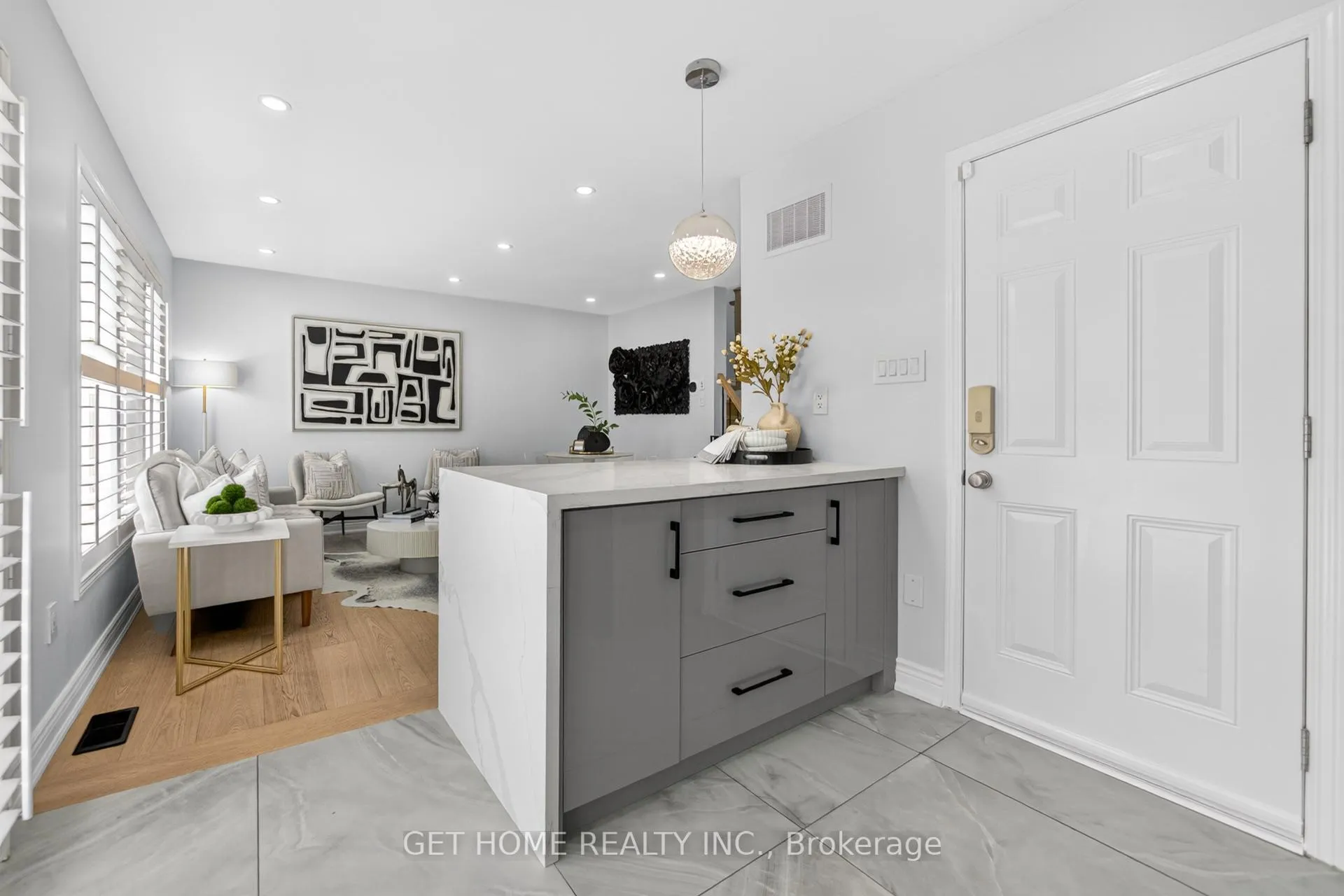 Photo 21 of 384 Dymott Avenue, Milton, Harrison — HOMEH