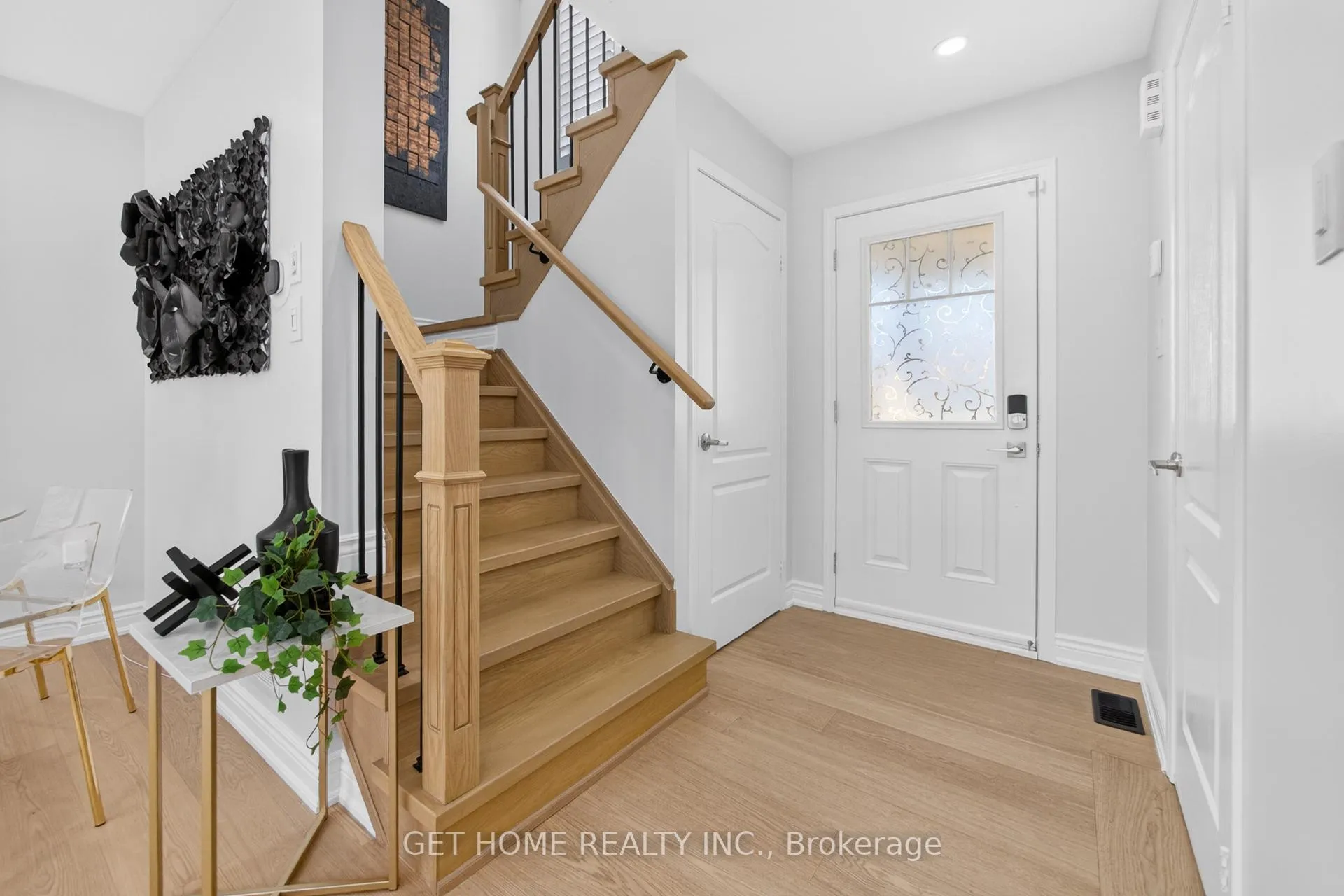 Photo 23 of 384 Dymott Avenue, Milton, Harrison — HOMEH