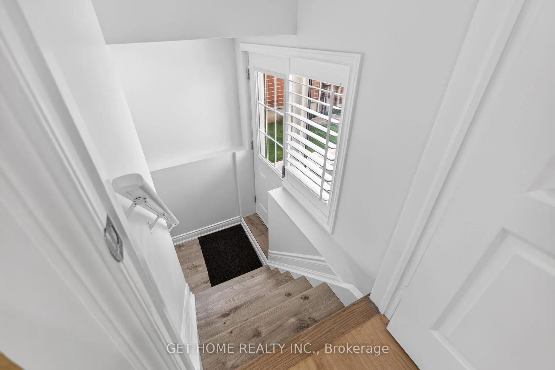 Photo 37 of 384 Dymott Avenue, Milton, Harrison — HOMEH