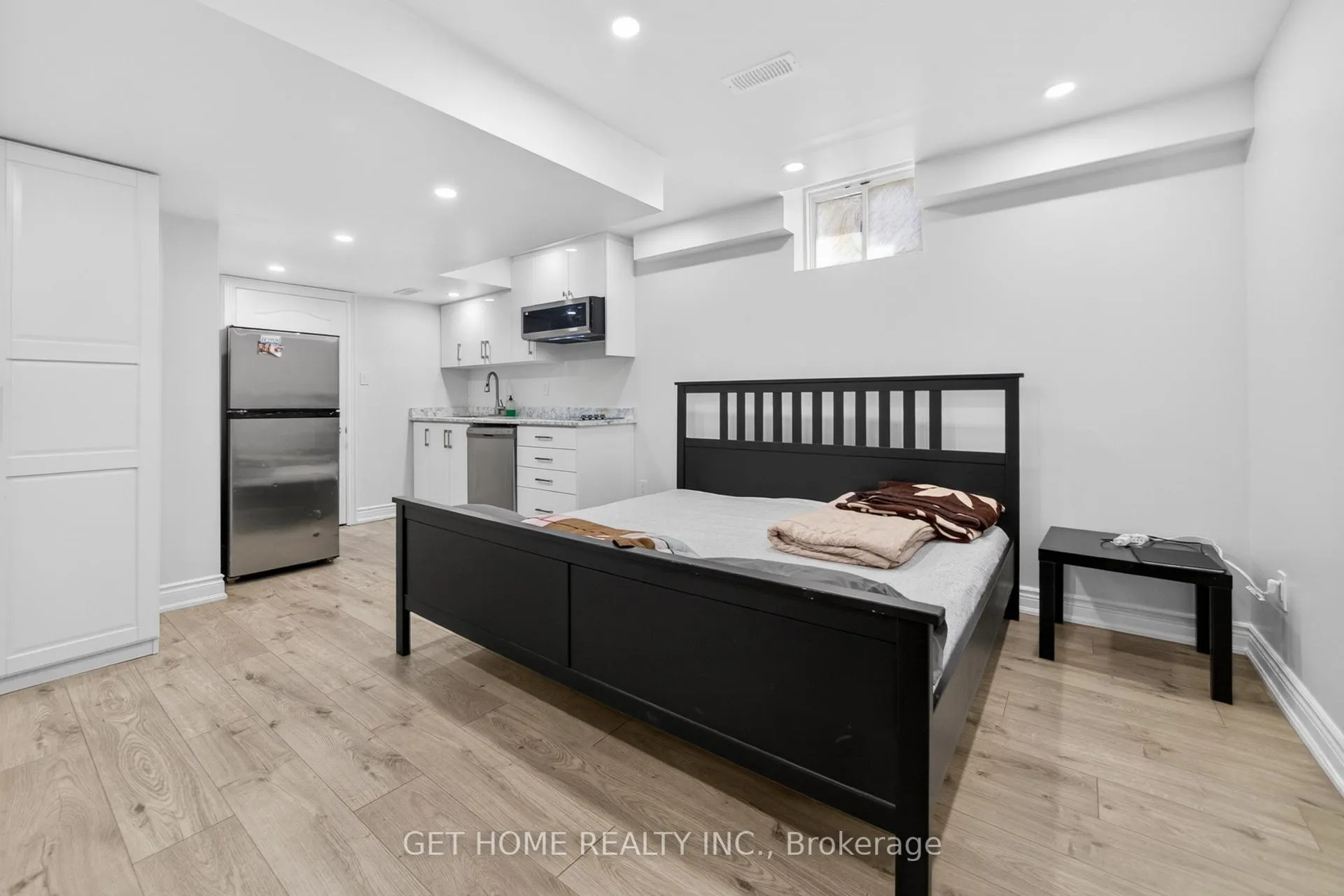 Photo 40 of 384 Dymott Avenue, Milton, Harrison — HOMEH