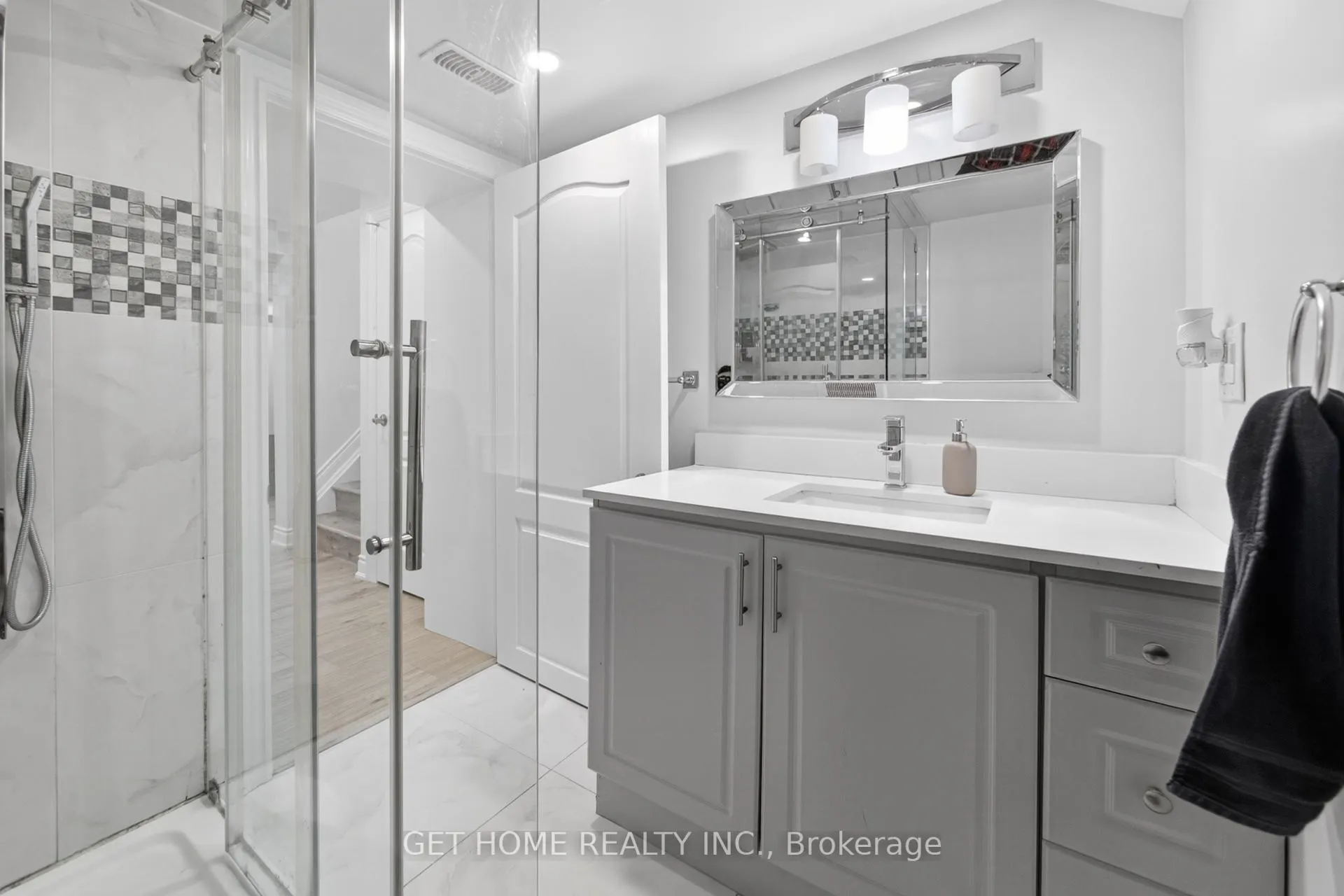 Photo 44 of 384 Dymott Avenue, Milton, Harrison — HOMEH