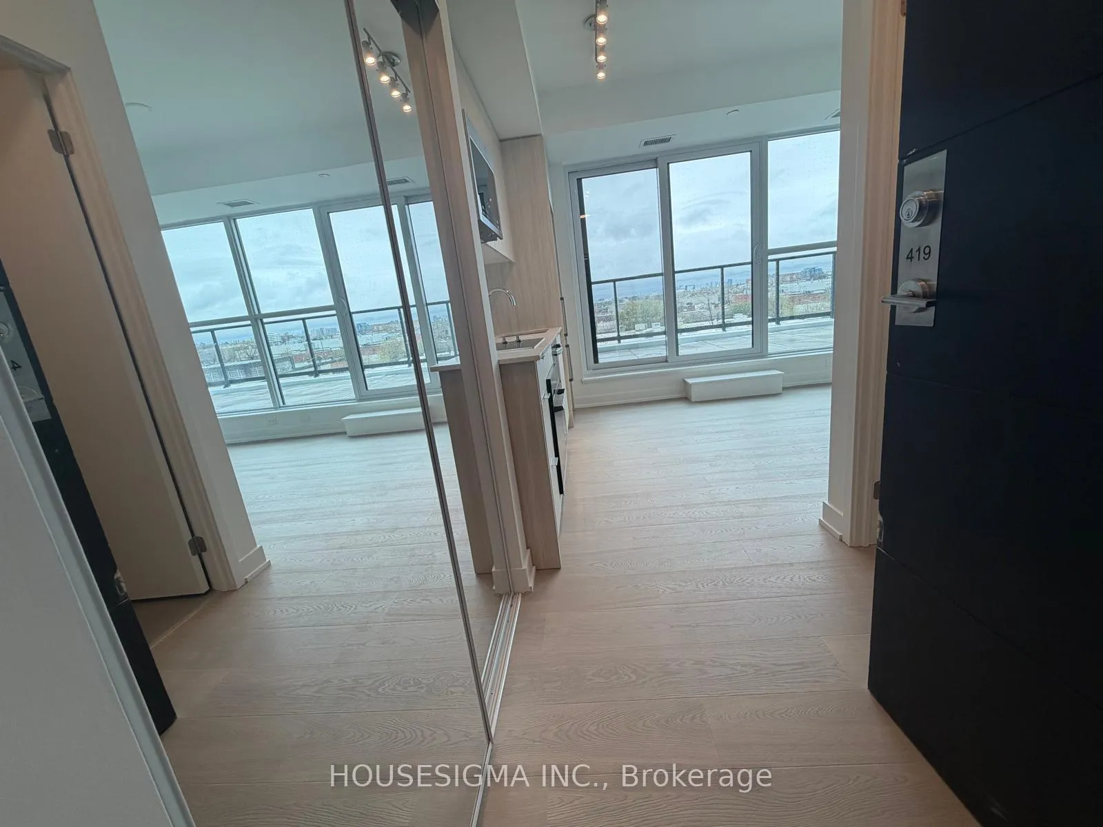 Photo 6 of Unit 419, 20 Deans Drive, Scarborough, Clairlea-Birchmount — HOMEH