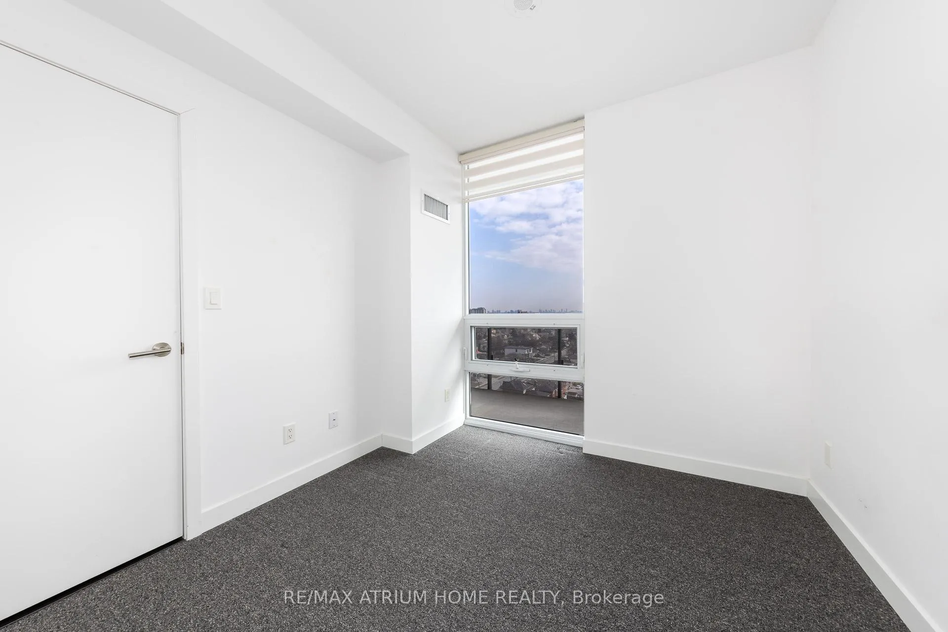 Photo 12 of Unit 1515, 120 Varna Drive, Toronto, Englemount-Lawrence — HOMEH