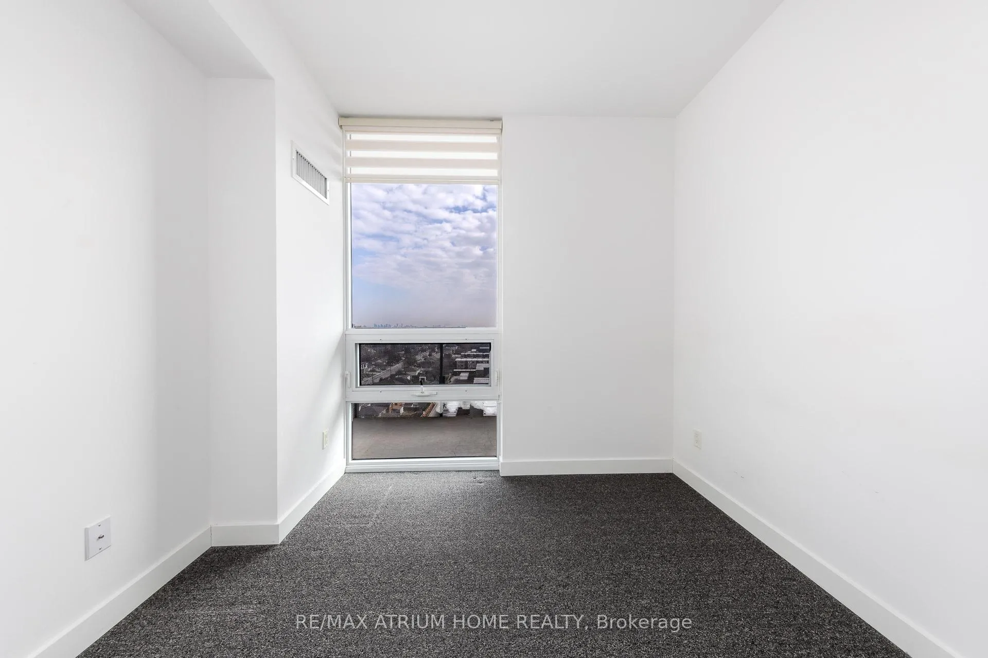 Photo 13 of Unit 1515, 120 Varna Drive, Toronto, Englemount-Lawrence — HOMEH