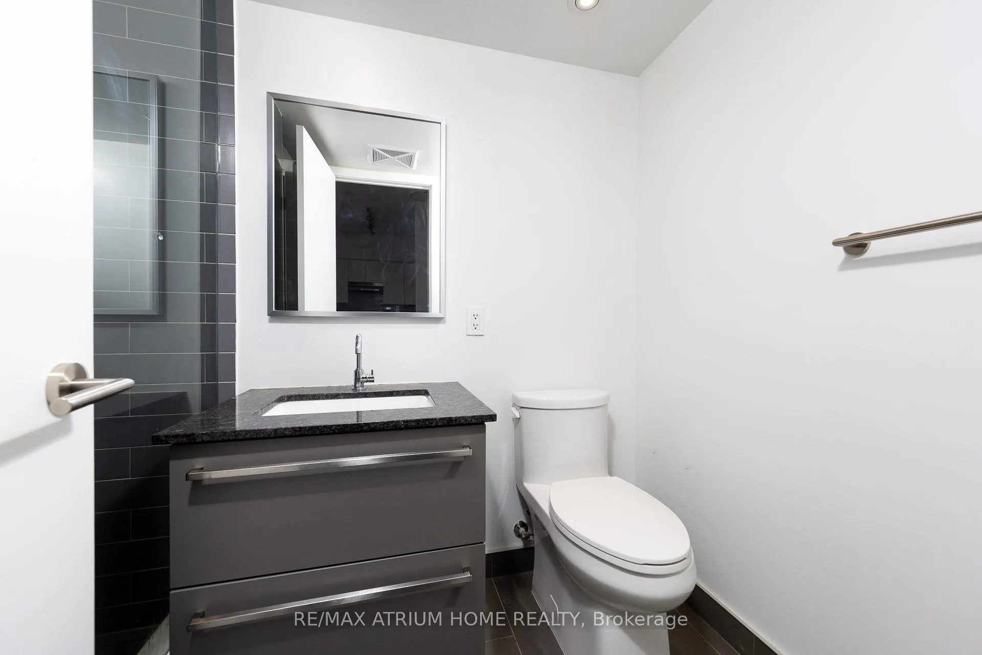 Photo 16 of Unit 1515, 120 Varna Drive, Toronto, Englemount-Lawrence — HOMEH