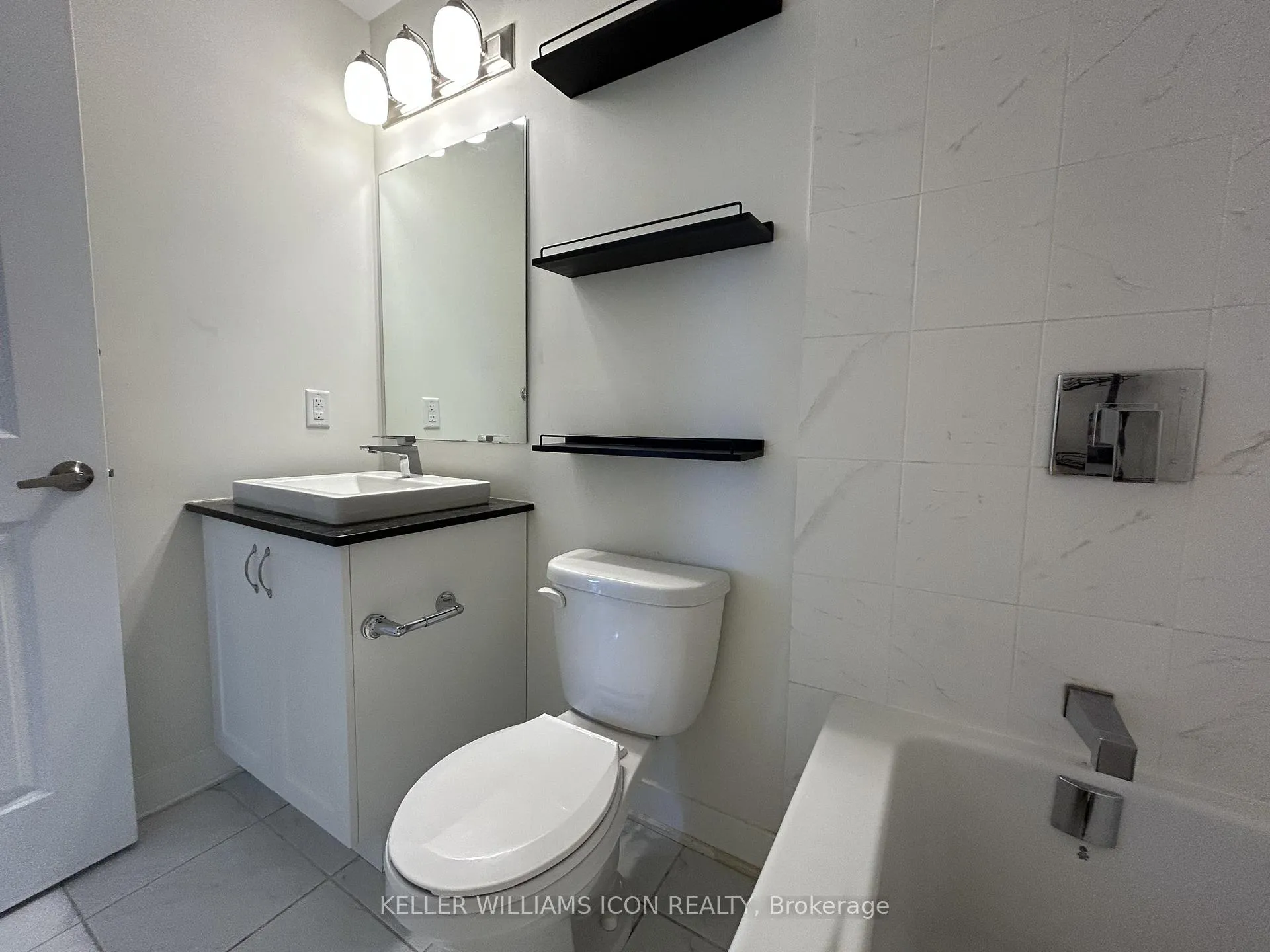 Photo 22 of Unit 307, 315 Terravita Private, Ottawa, Windsor Park Village — HOMEH