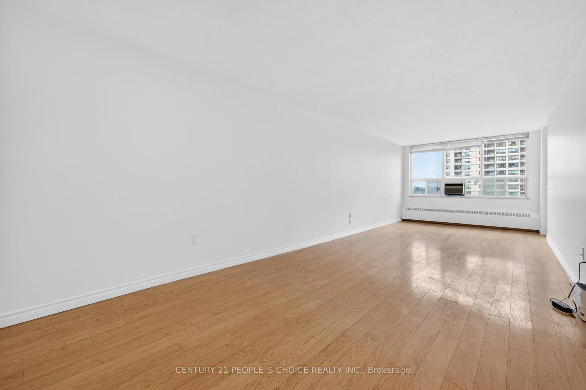 Photo 15 of Unit 702, 390 Dixon Road, Etobicoke, Kingsview Village-The Westway — HOMEH