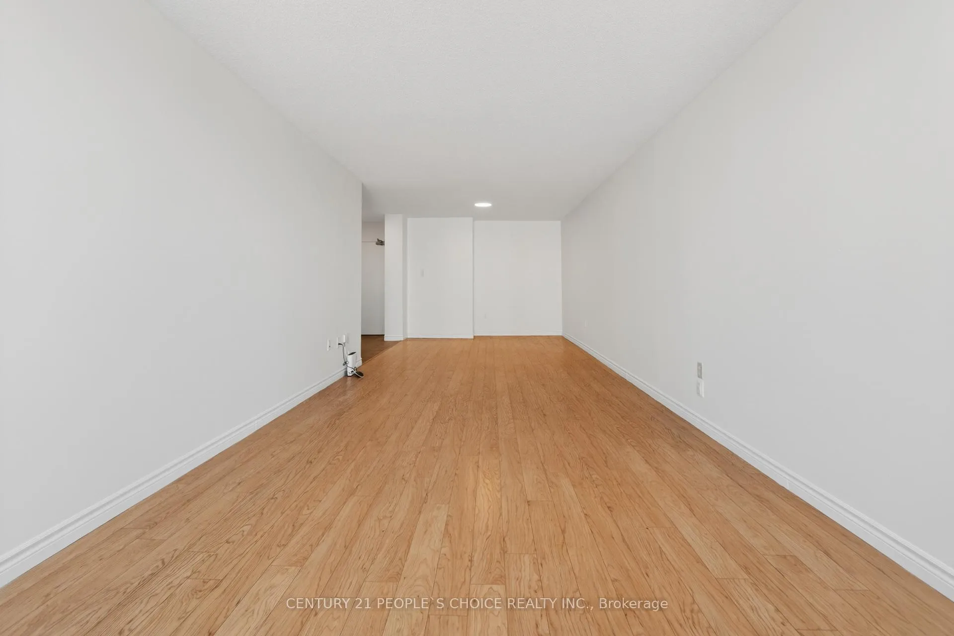 Photo 19 of Unit 702, 390 Dixon Road, Etobicoke, Kingsview Village-The Westway — HOMEH