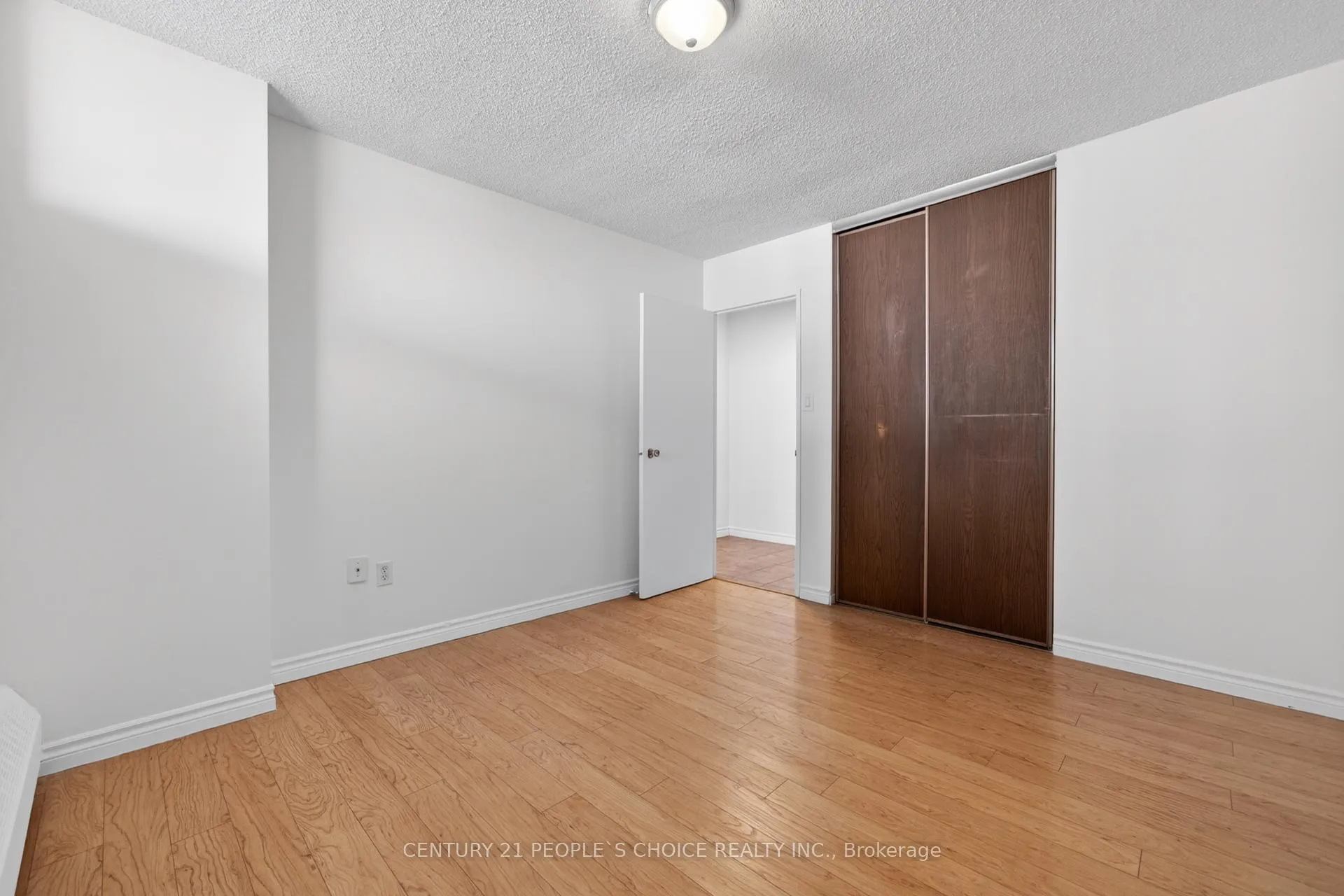 Photo 25 of Unit 702, 390 Dixon Road, Etobicoke, Kingsview Village-The Westway — HOMEH