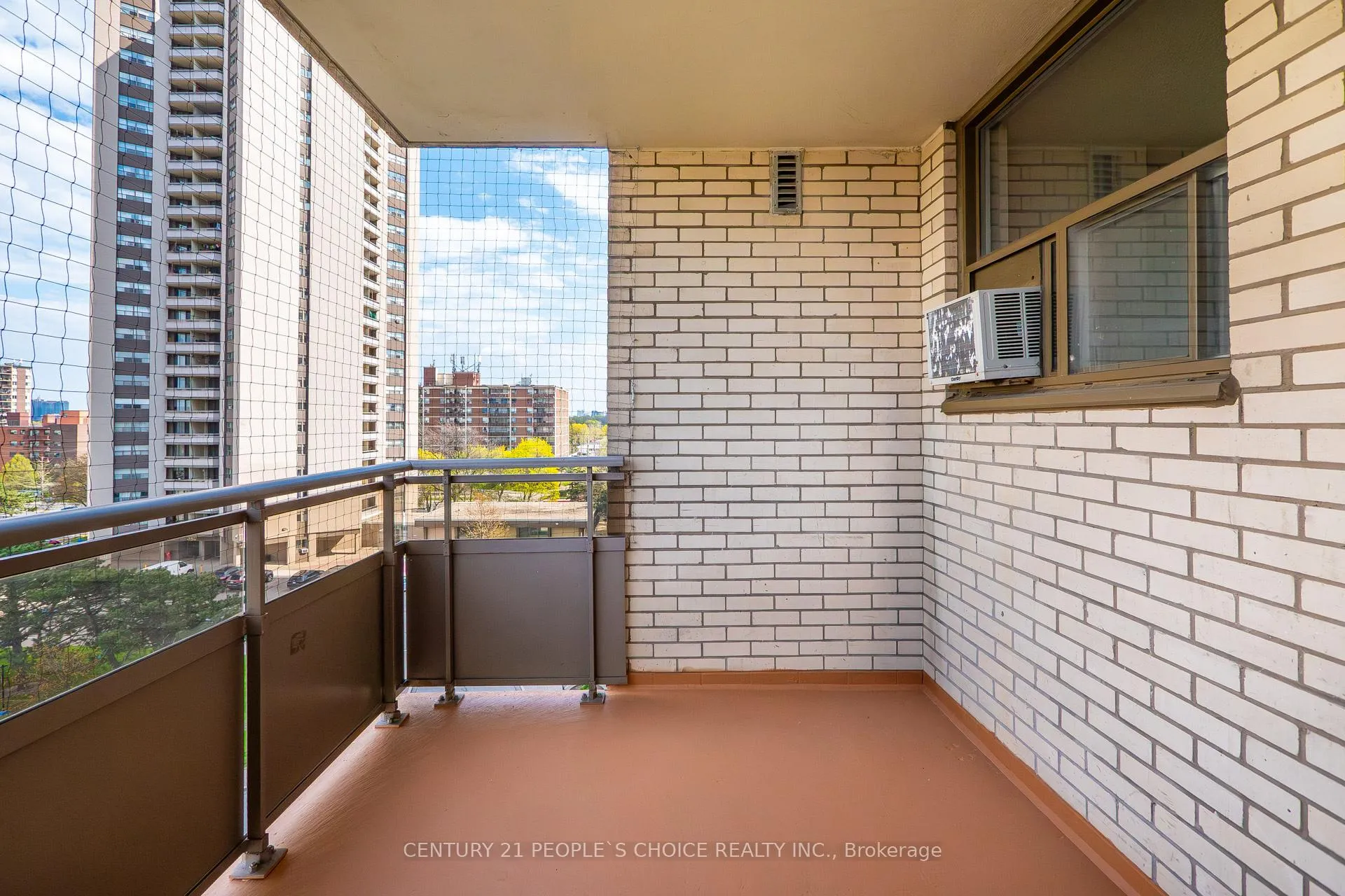 Photo 31 of Unit 702, 390 Dixon Road, Etobicoke, Kingsview Village-The Westway — HOMEH