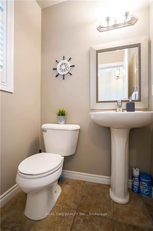 Photo 3 of 499 Mariner Drive, Waterloo — HOMEH