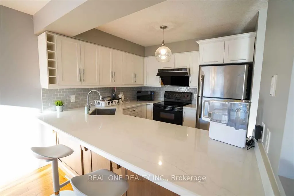 Photo 8 of 499 Mariner Drive, Waterloo — HOMEH