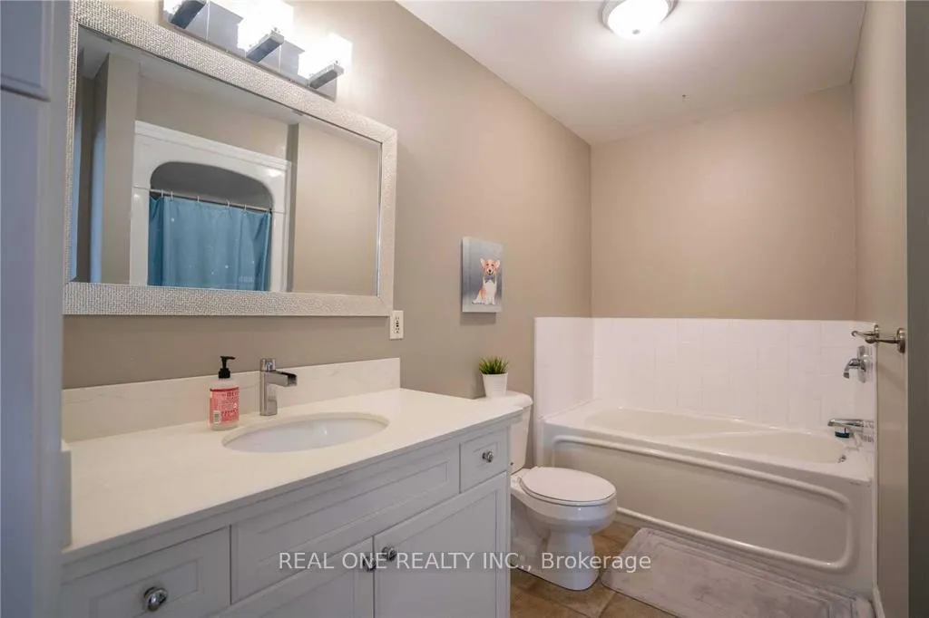 Photo 10 of 499 Mariner Drive, Waterloo — HOMEH