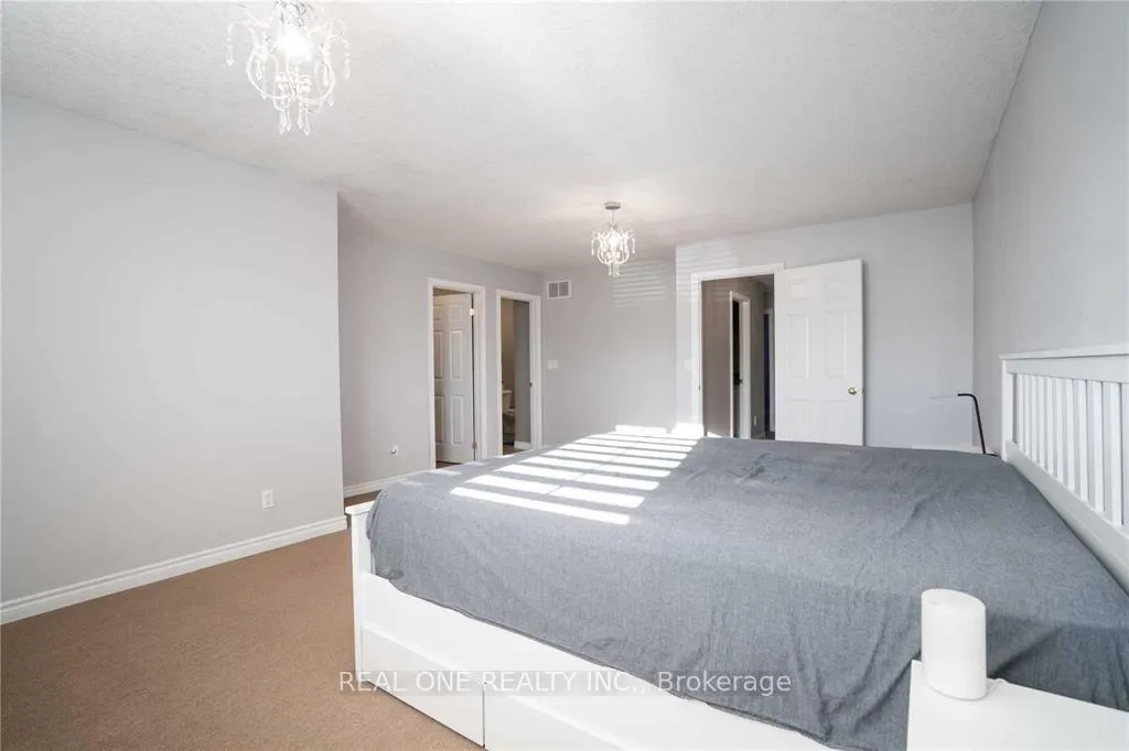 Photo 12 of 499 Mariner Drive, Waterloo — HOMEH