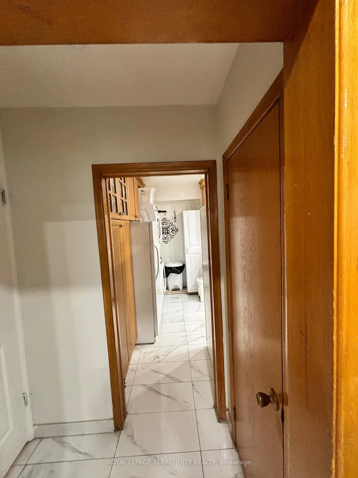 Photo 37 of 28 Keegan Crescent, North York, York University Heights — HOMEH