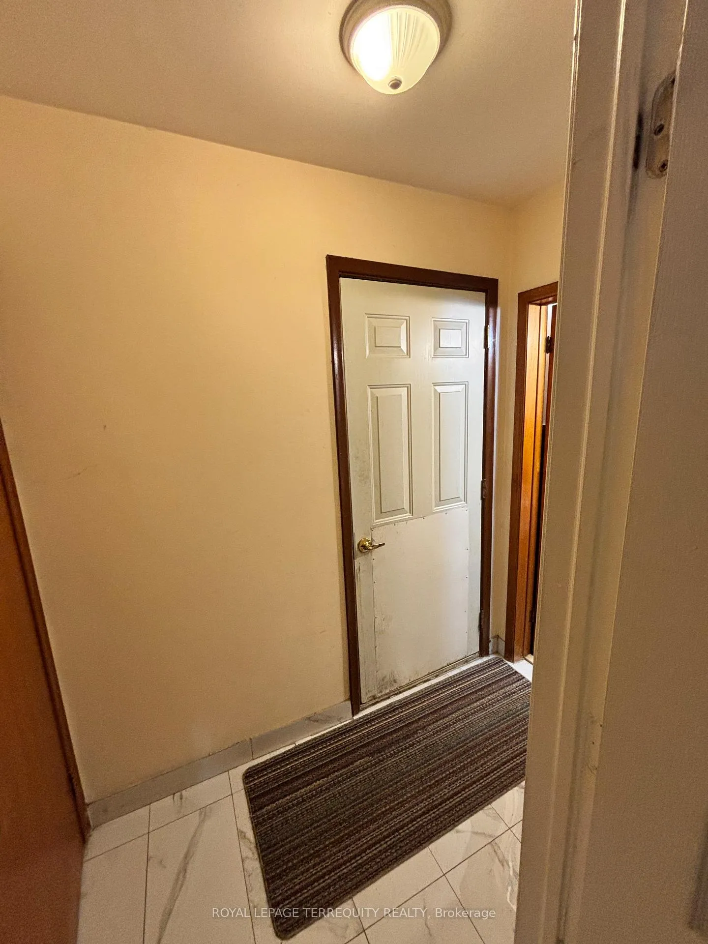 Photo 43 of 28 Keegan Crescent, North York, York University Heights — HOMEH